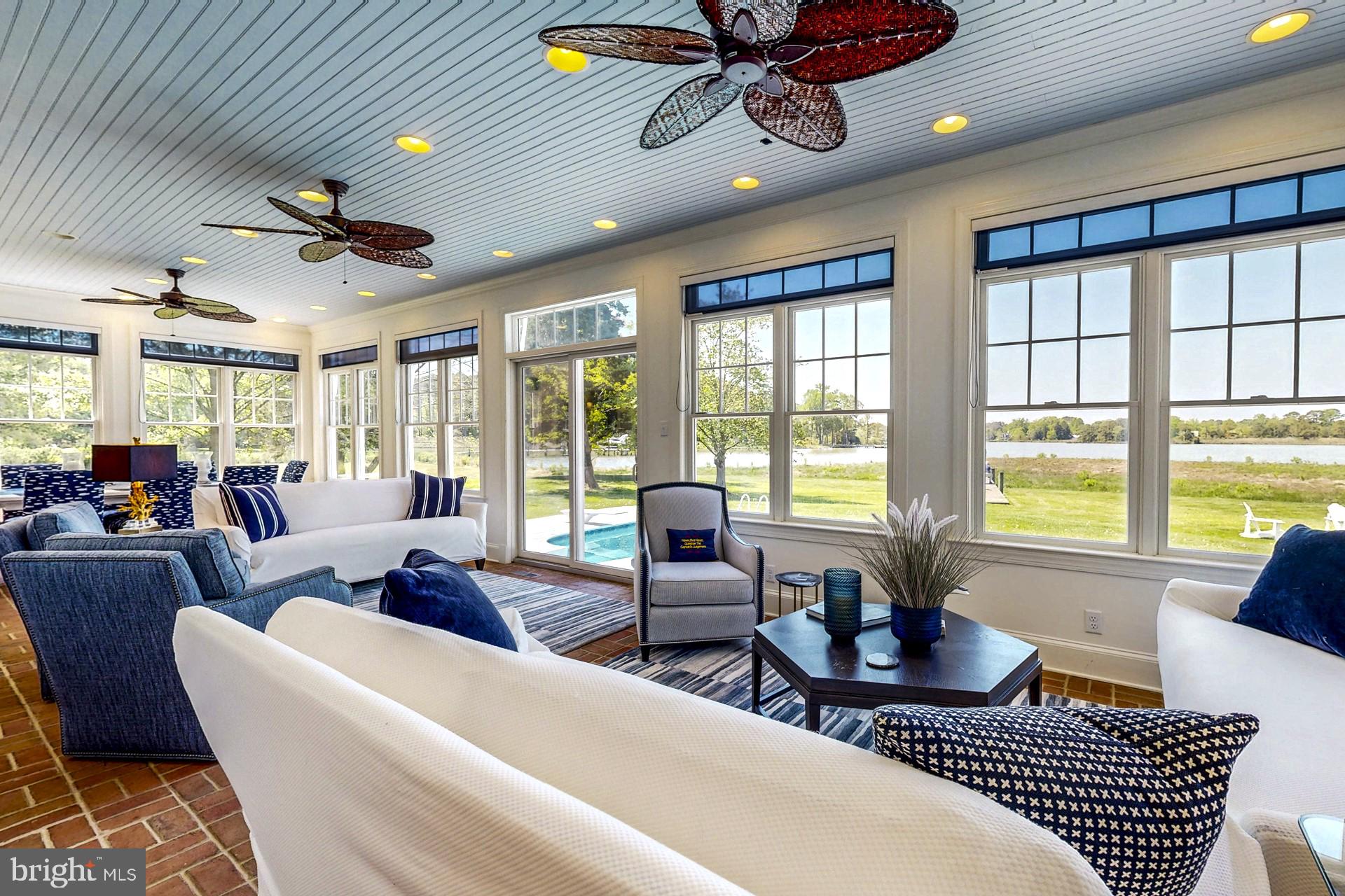 HOPKINS NECK - Residential