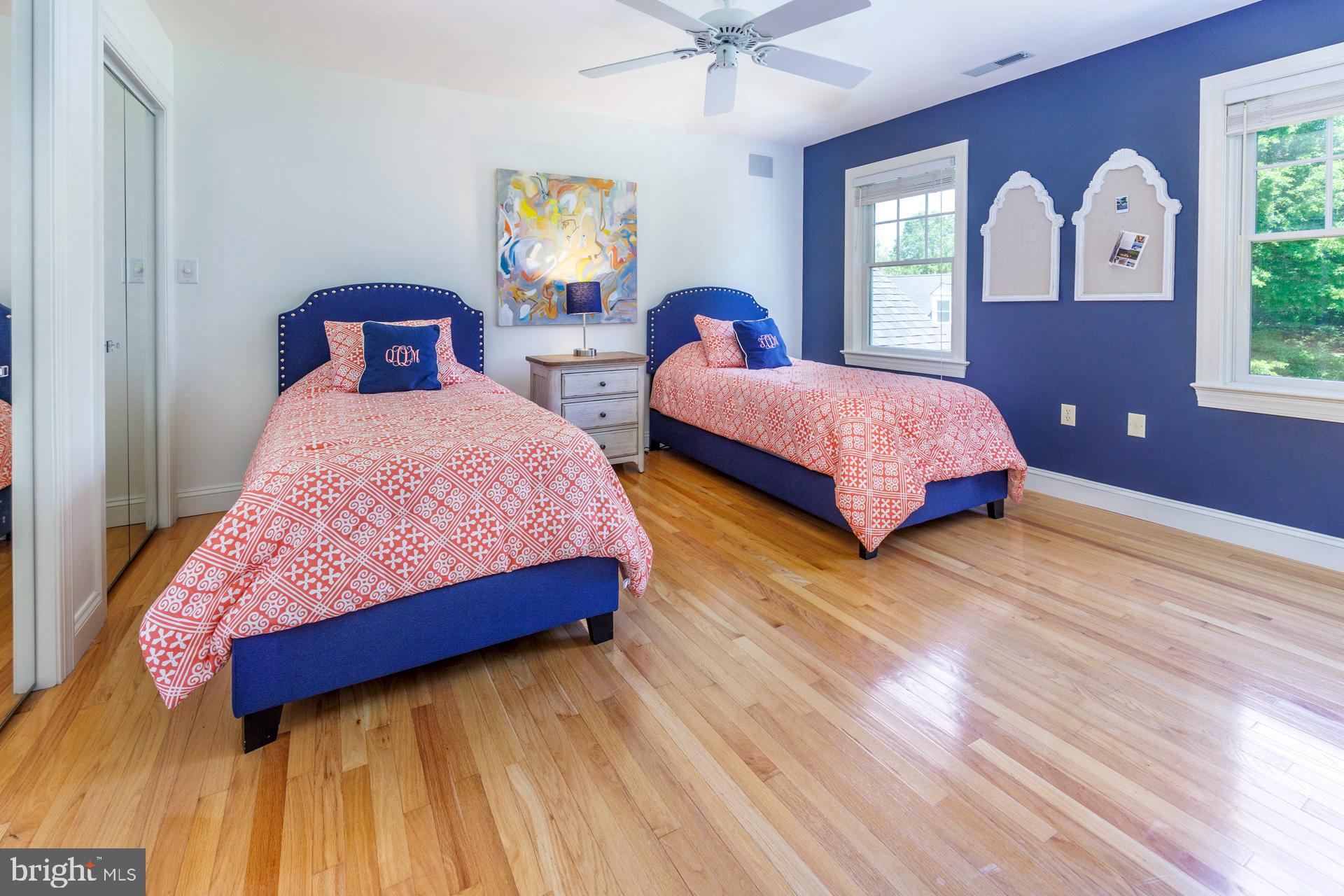 HOPKINS NECK - Residential