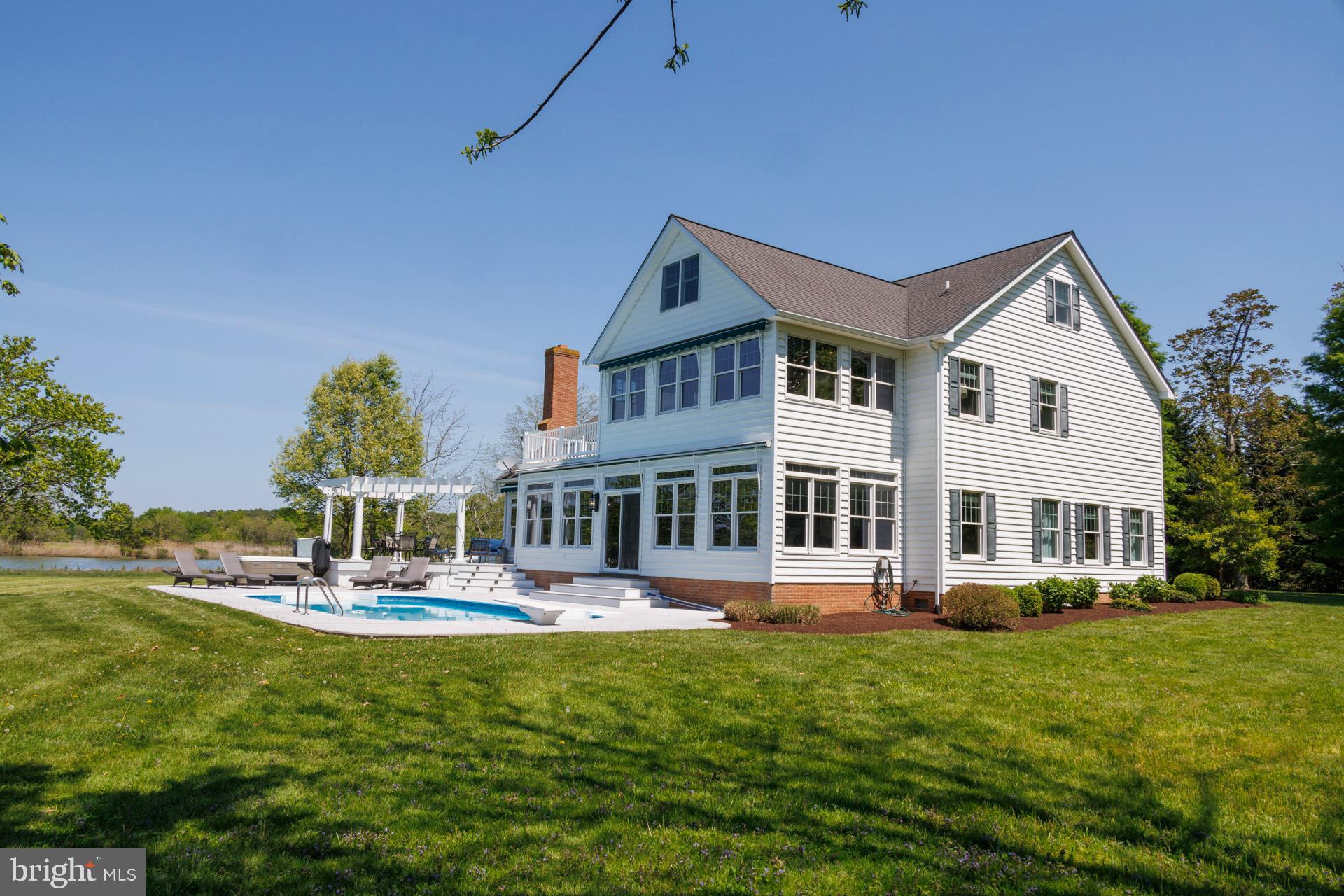 HOPKINS NECK - Residential