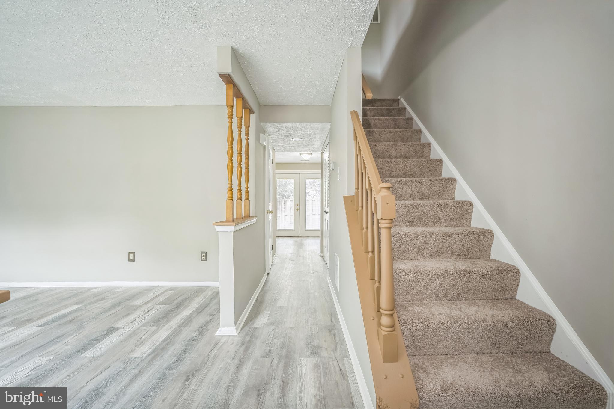 ROLLINGWOOD VILLAGE - Residential Lease