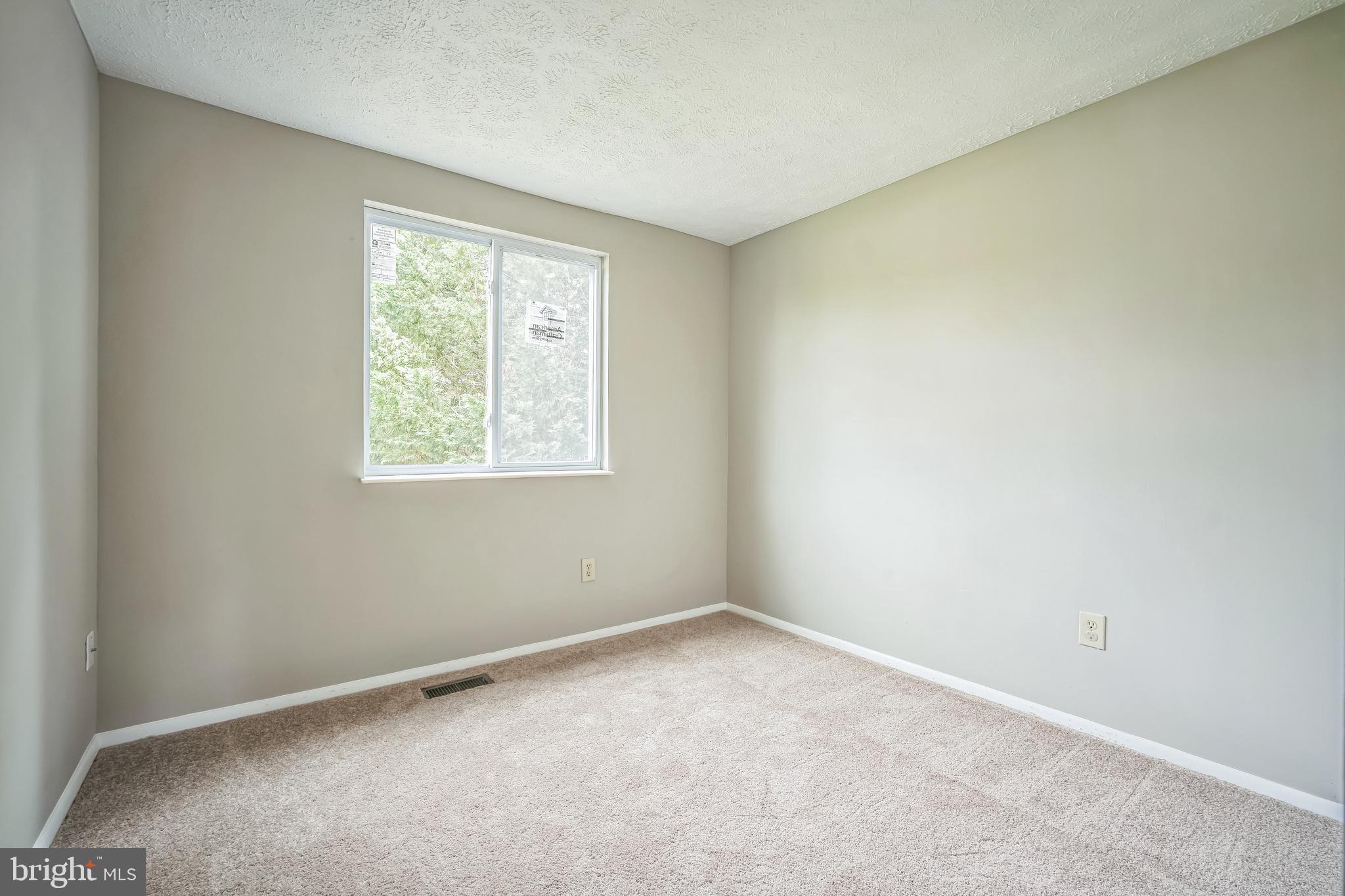 ROLLINGWOOD VILLAGE - Residential Lease