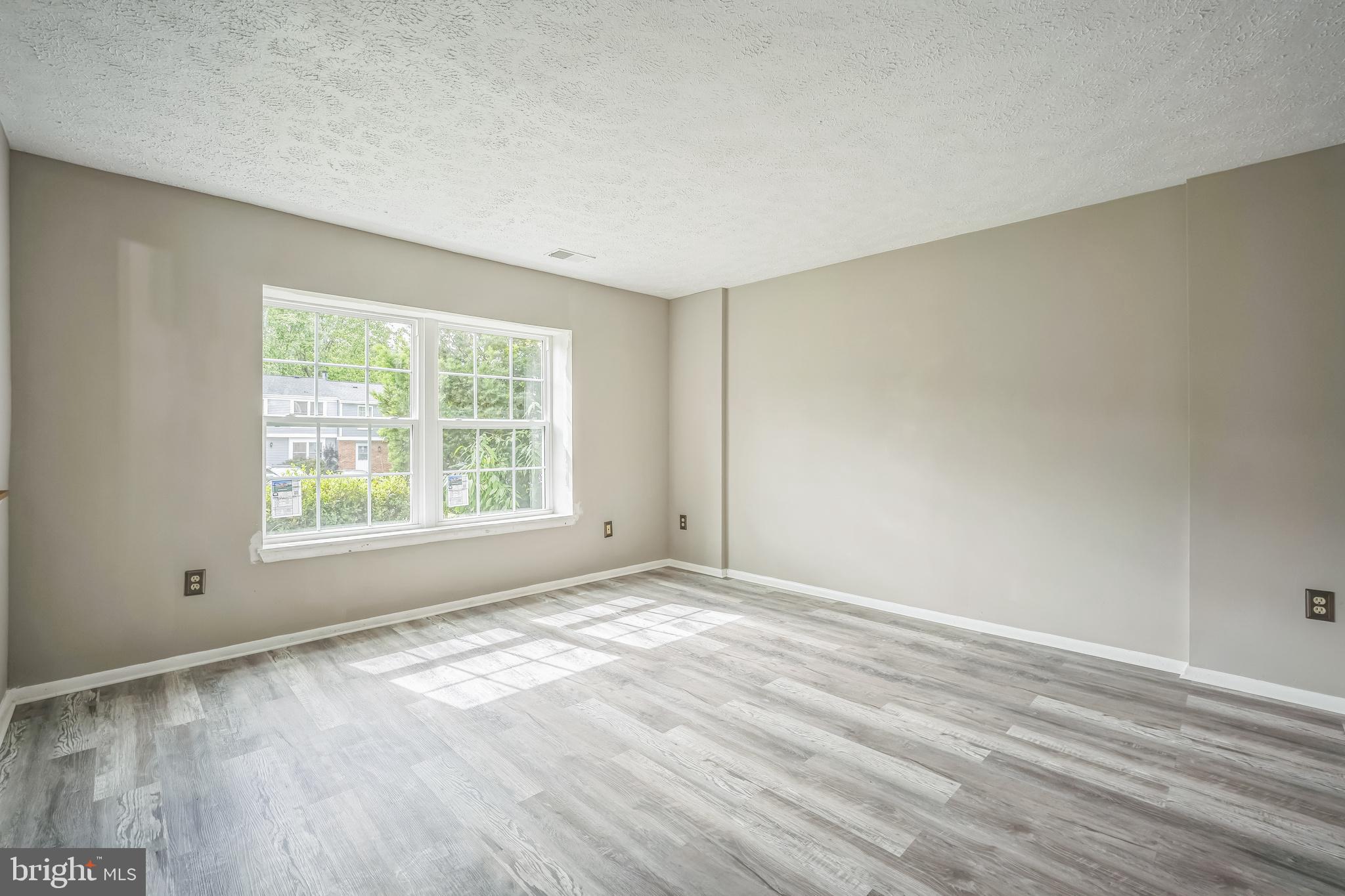 ROLLINGWOOD VILLAGE - Residential Lease