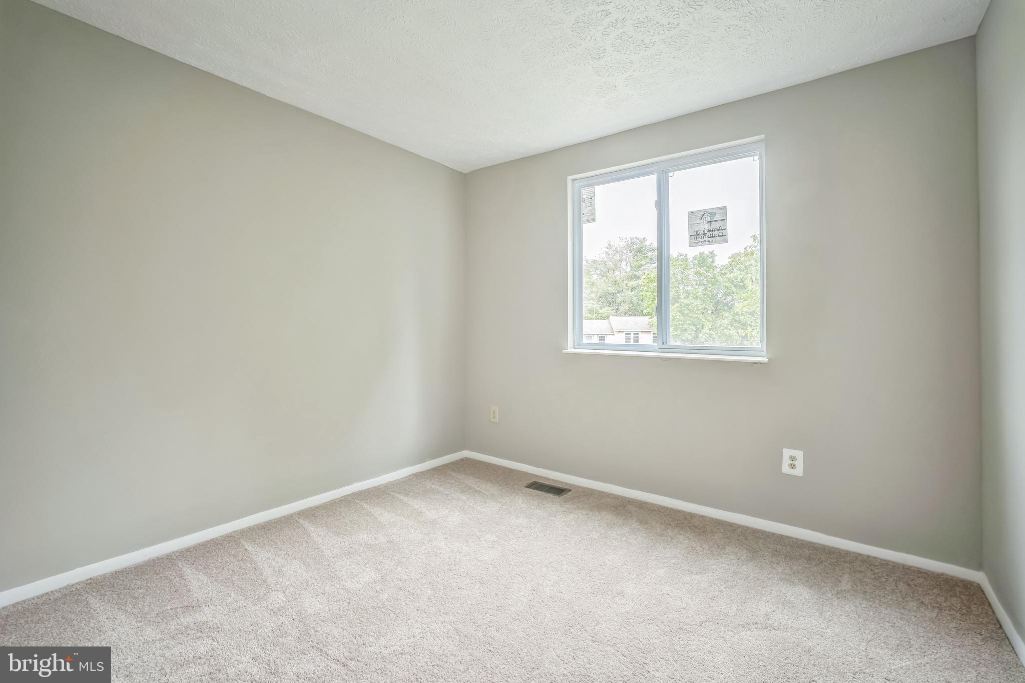 ROLLINGWOOD VILLAGE - Residential Lease