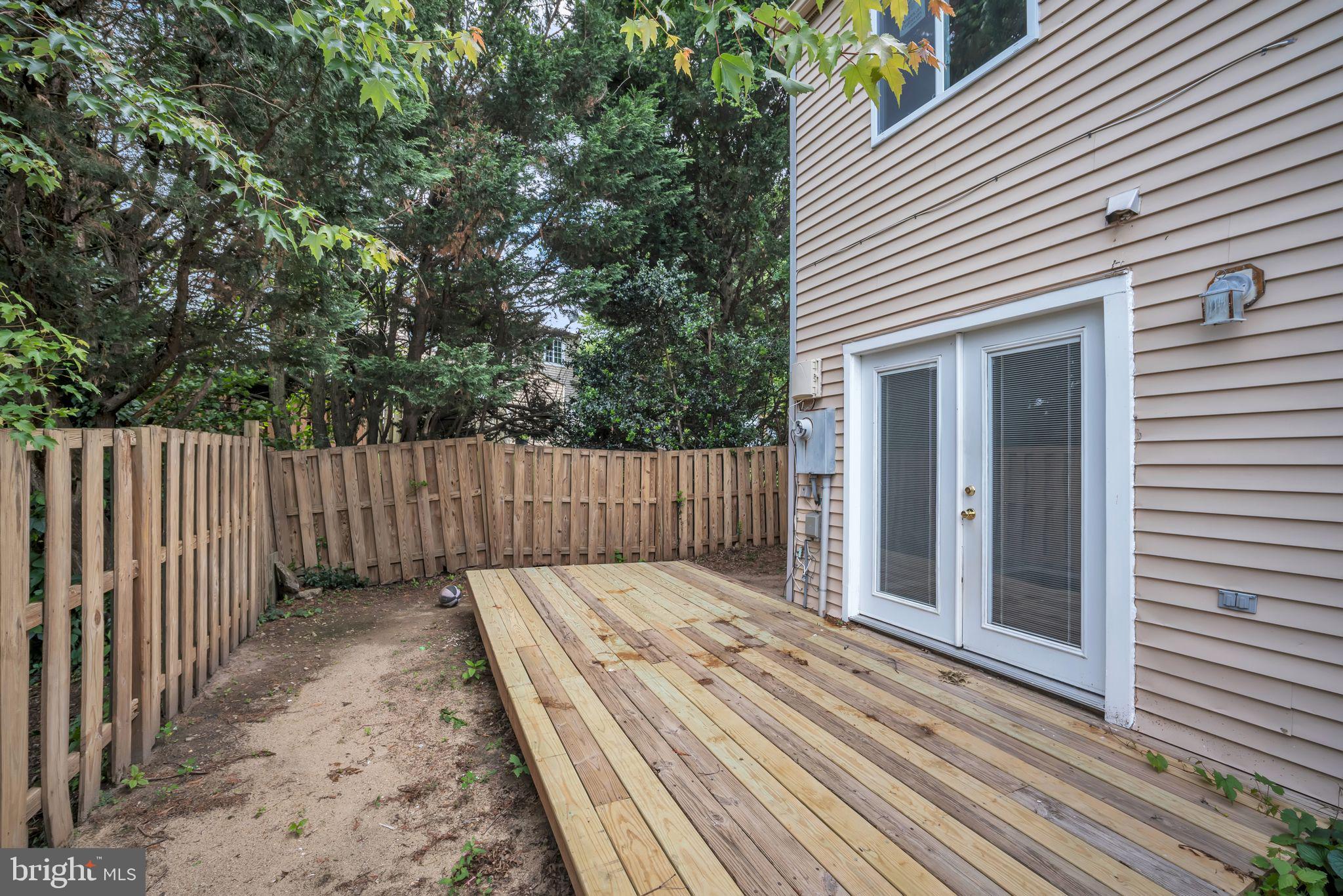 ROLLINGWOOD VILLAGE - Residential Lease