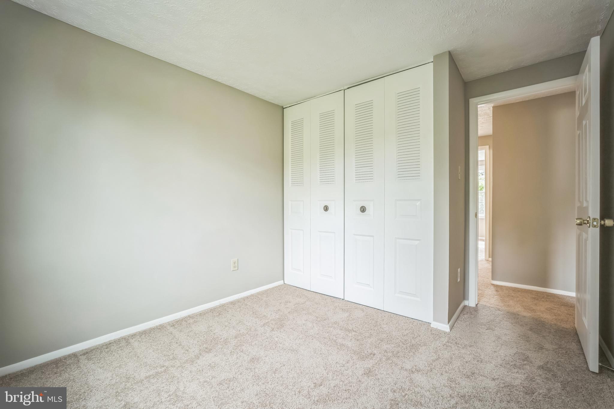 ROLLINGWOOD VILLAGE - Residential Lease