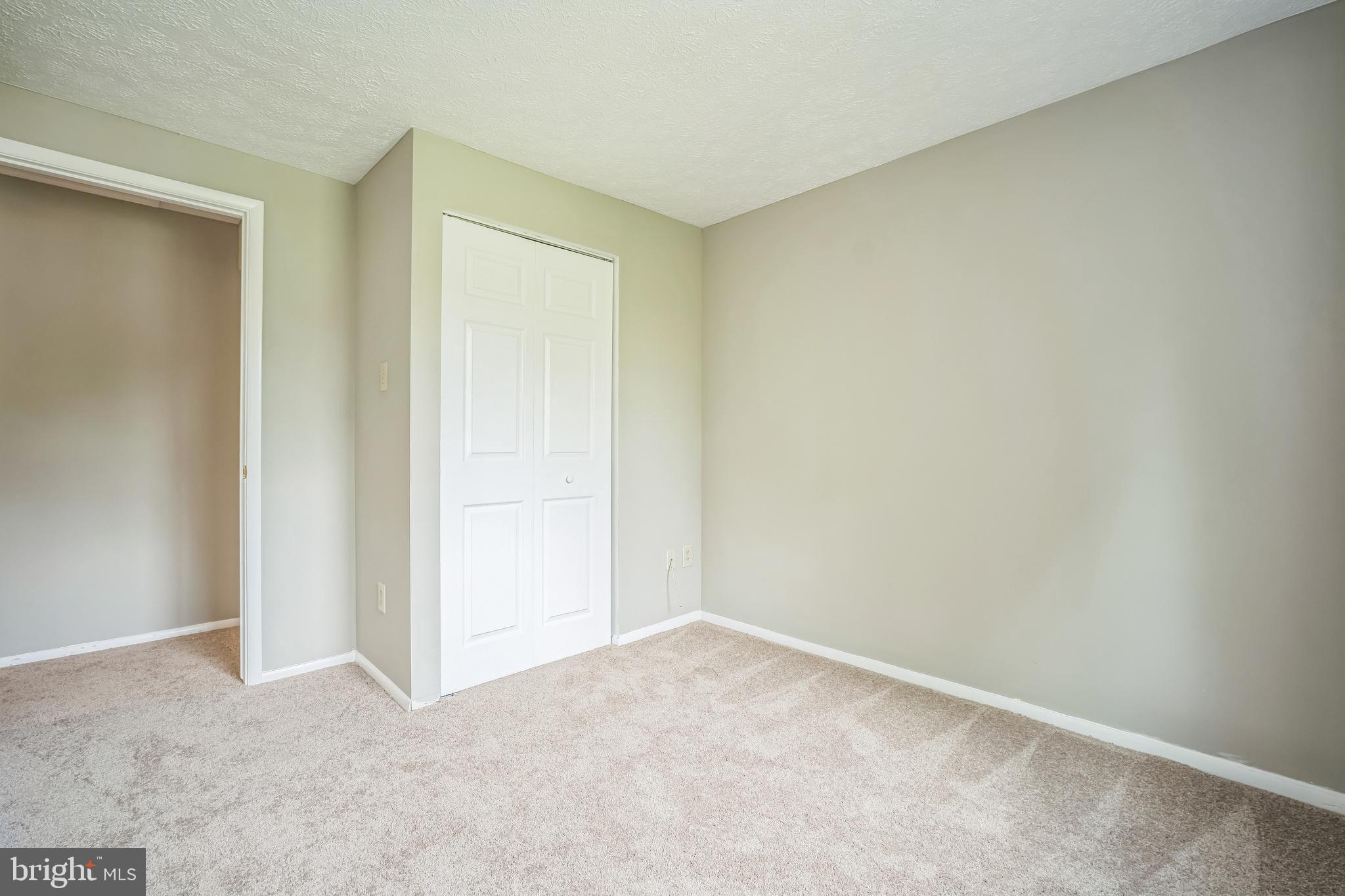 ROLLINGWOOD VILLAGE - Residential Lease