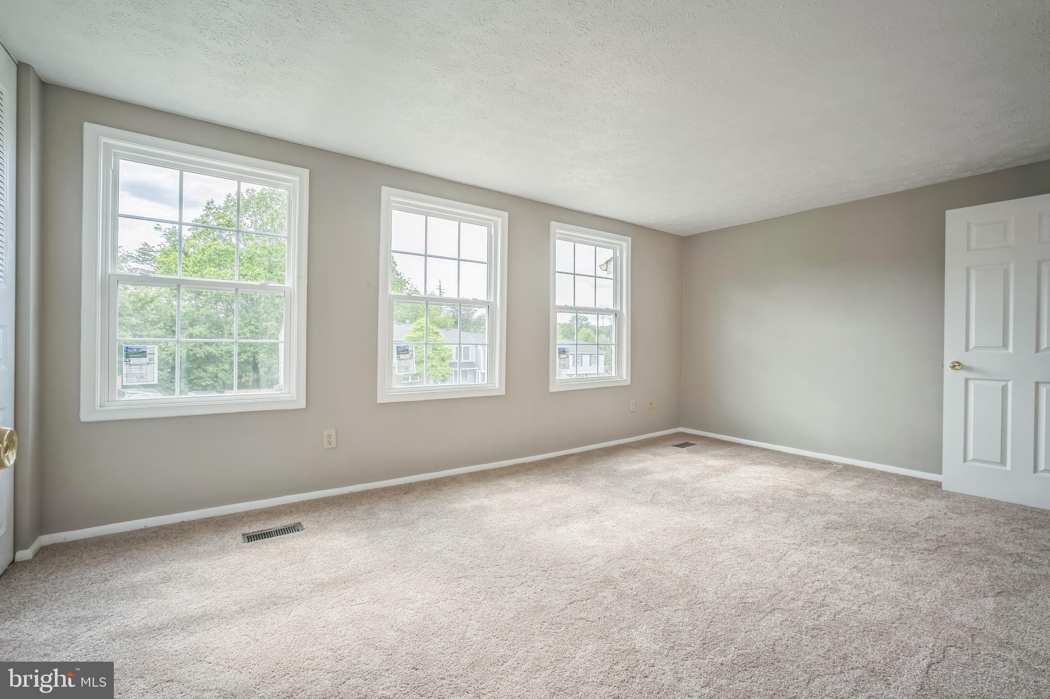 ROLLINGWOOD VILLAGE - Residential Lease