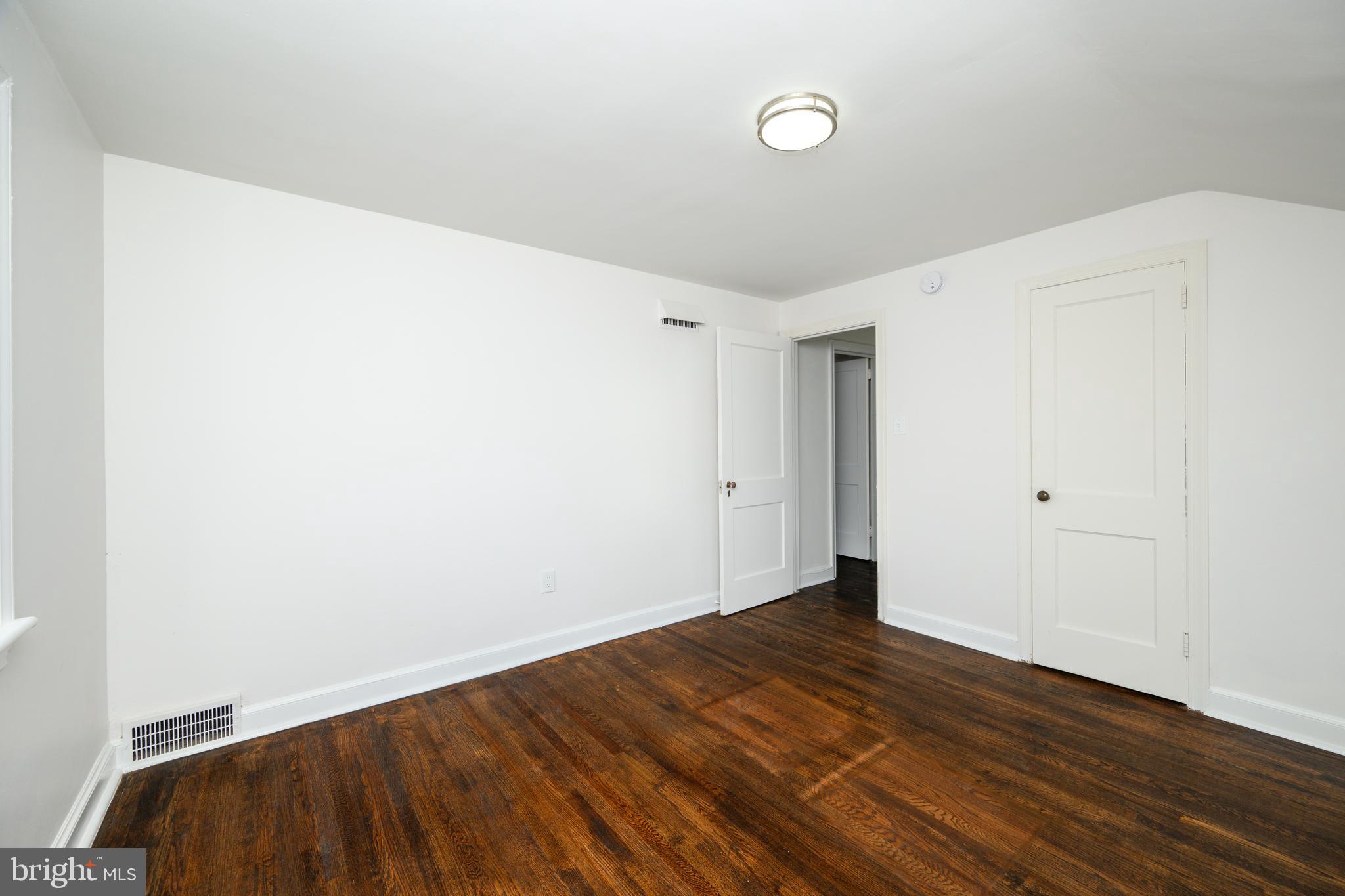 LANSDOWNE - Residential