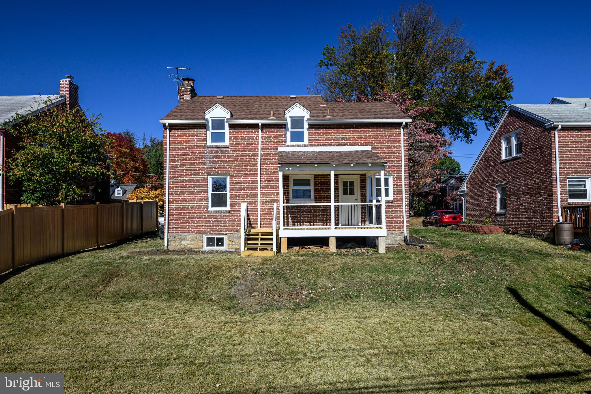 LANSDOWNE - Residential