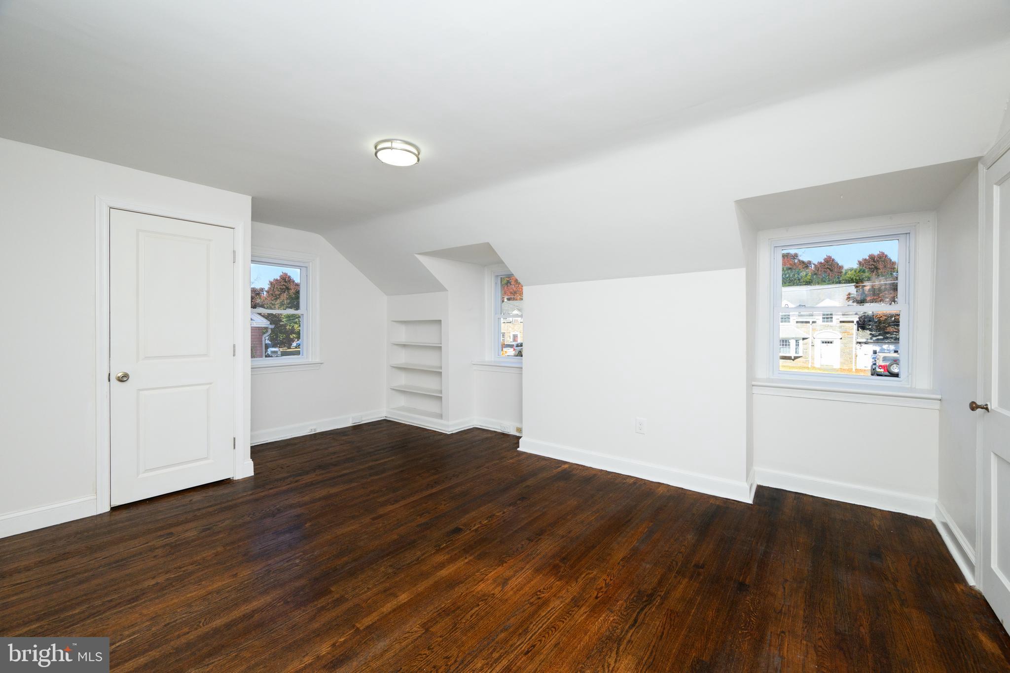 LANSDOWNE - Residential