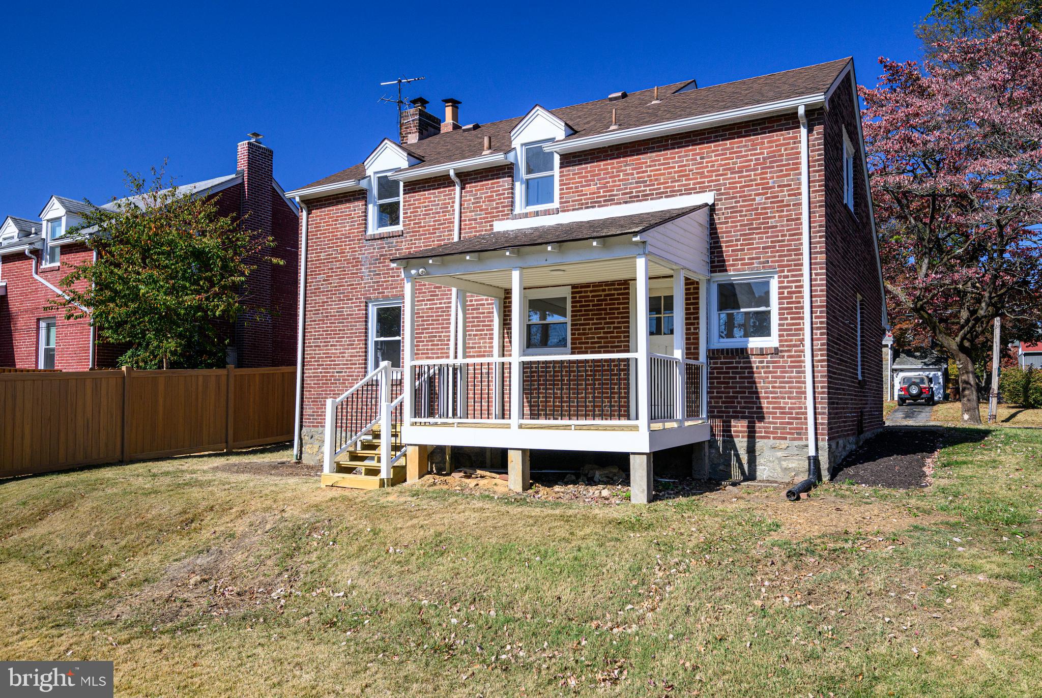 LANSDOWNE - Residential