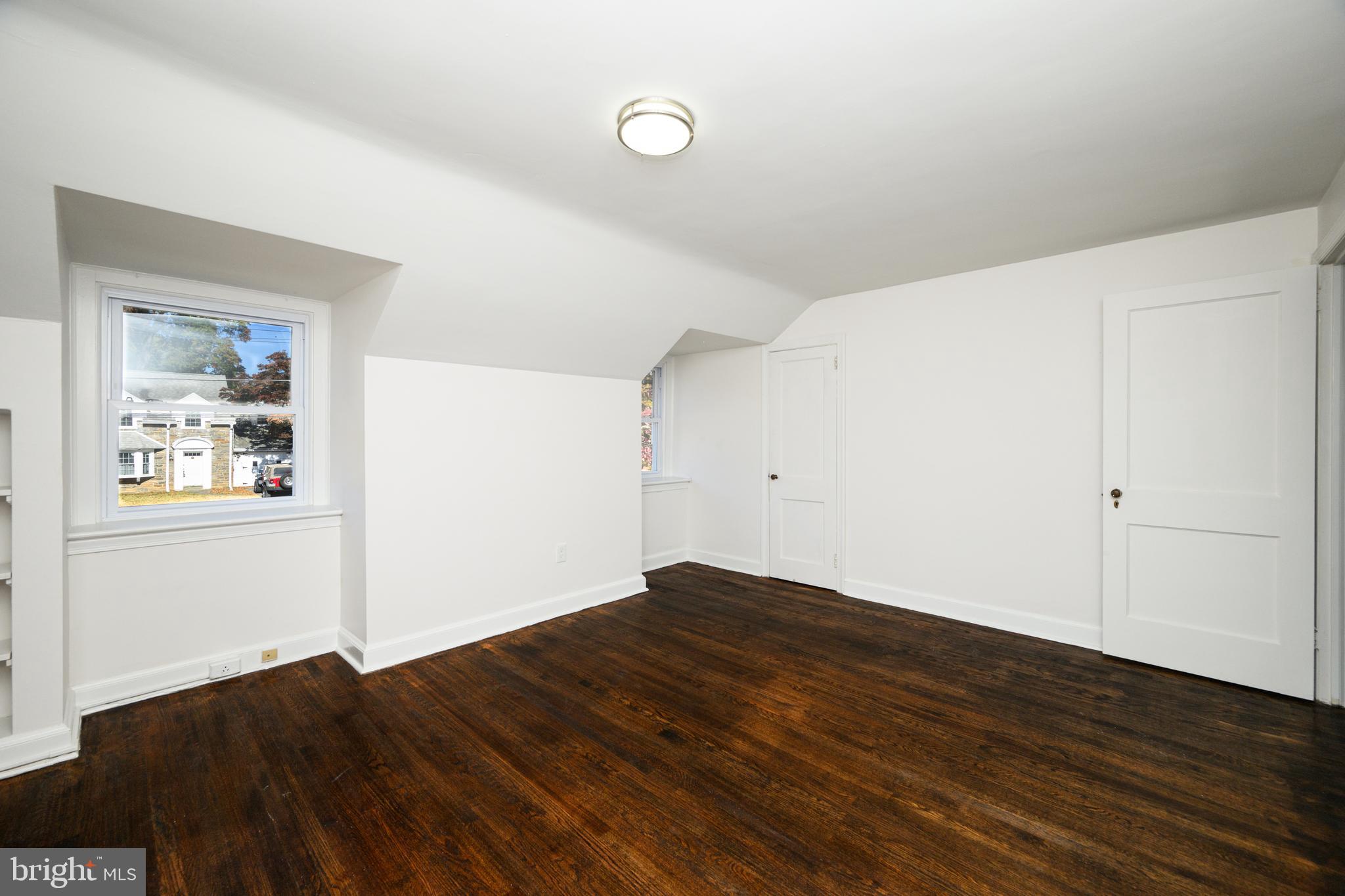 LANSDOWNE - Residential