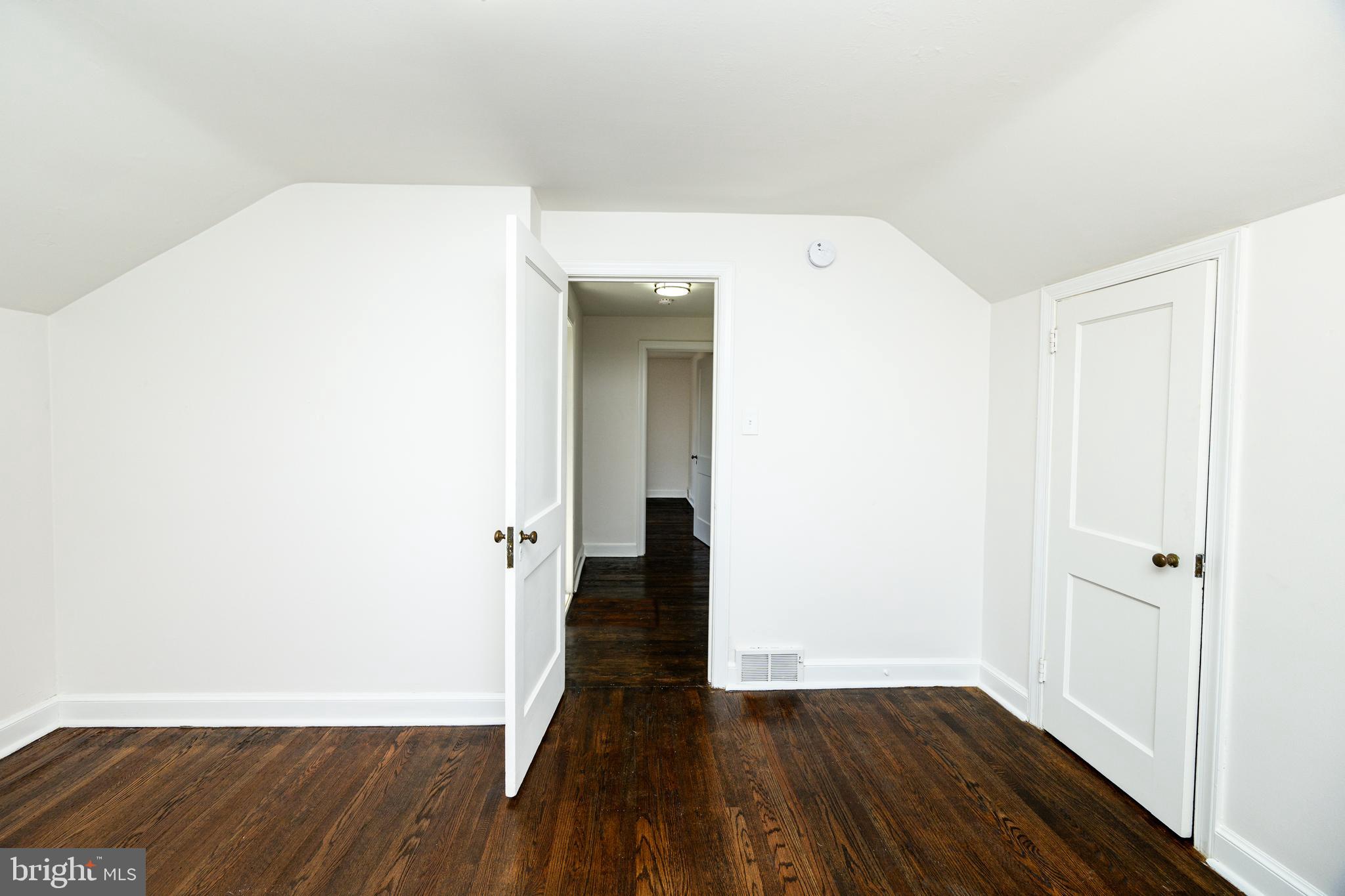 LANSDOWNE - Residential