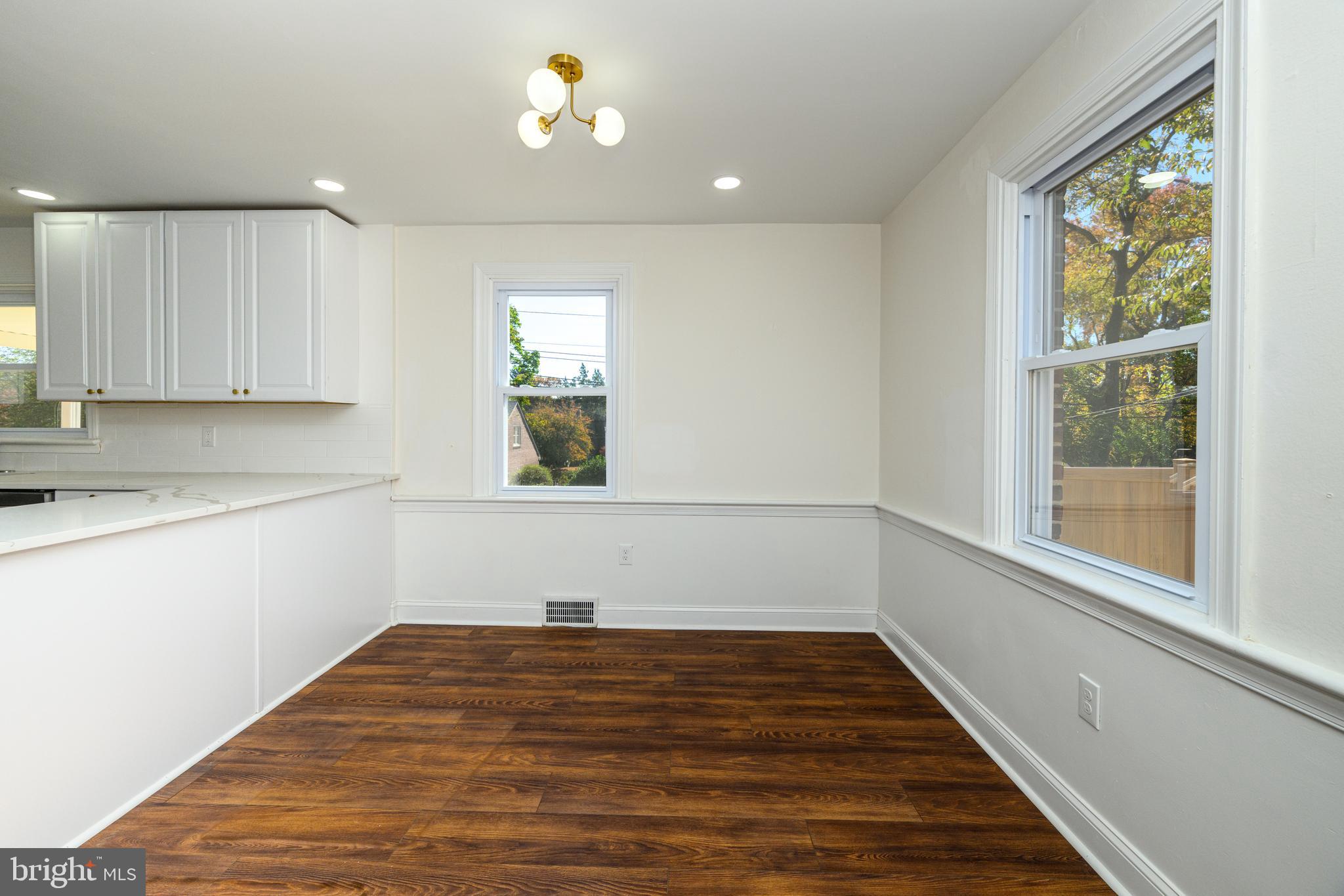 LANSDOWNE - Residential