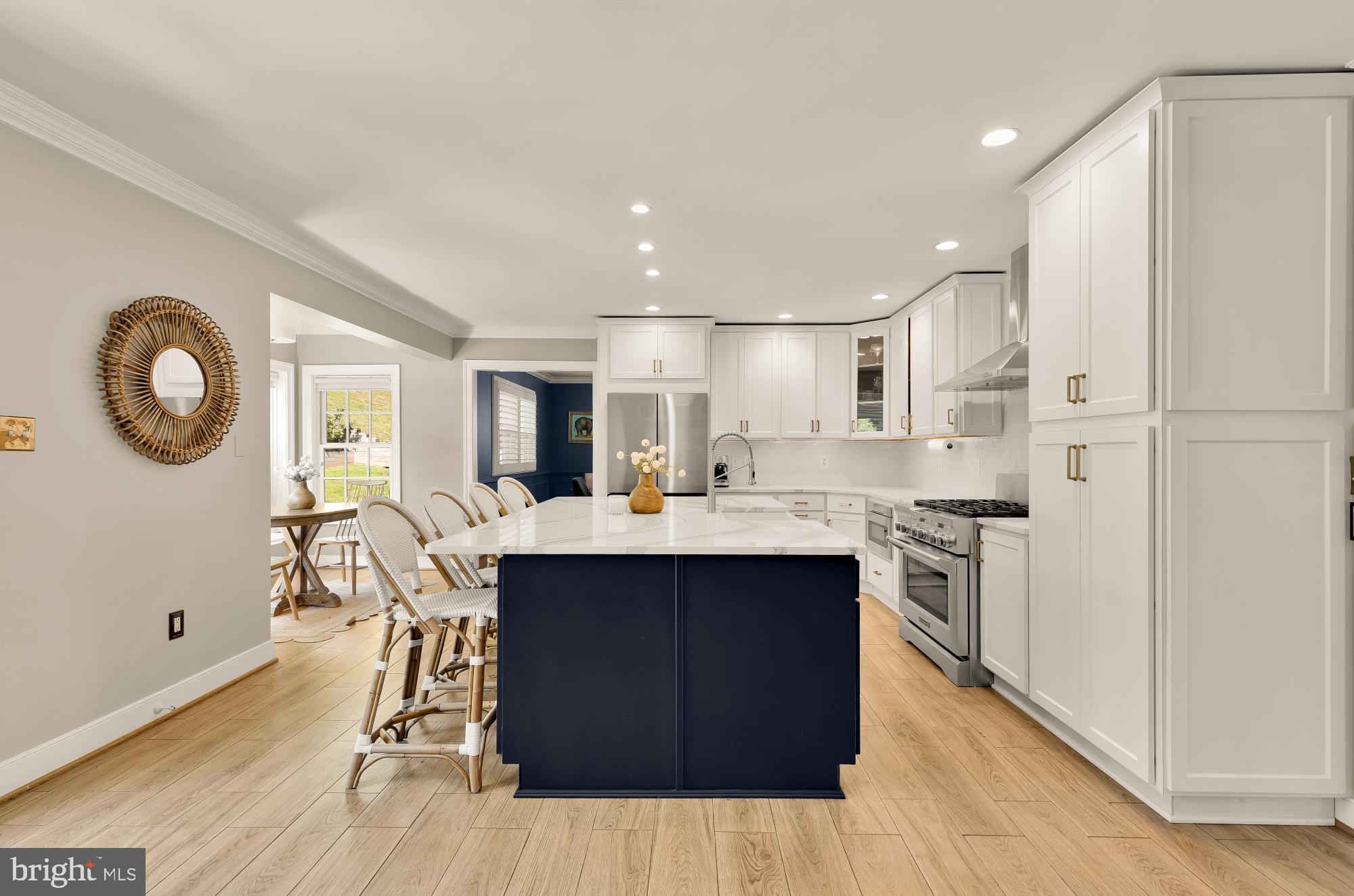 1832 BRIAR RIDGE COURT