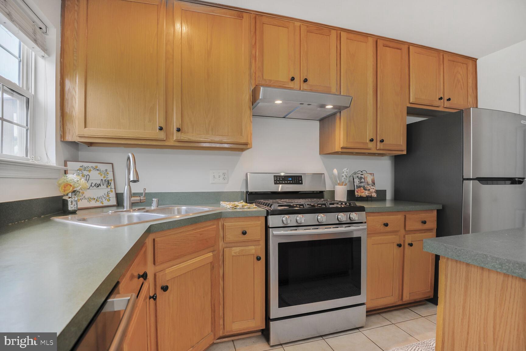 TRAILSIDE - Residential