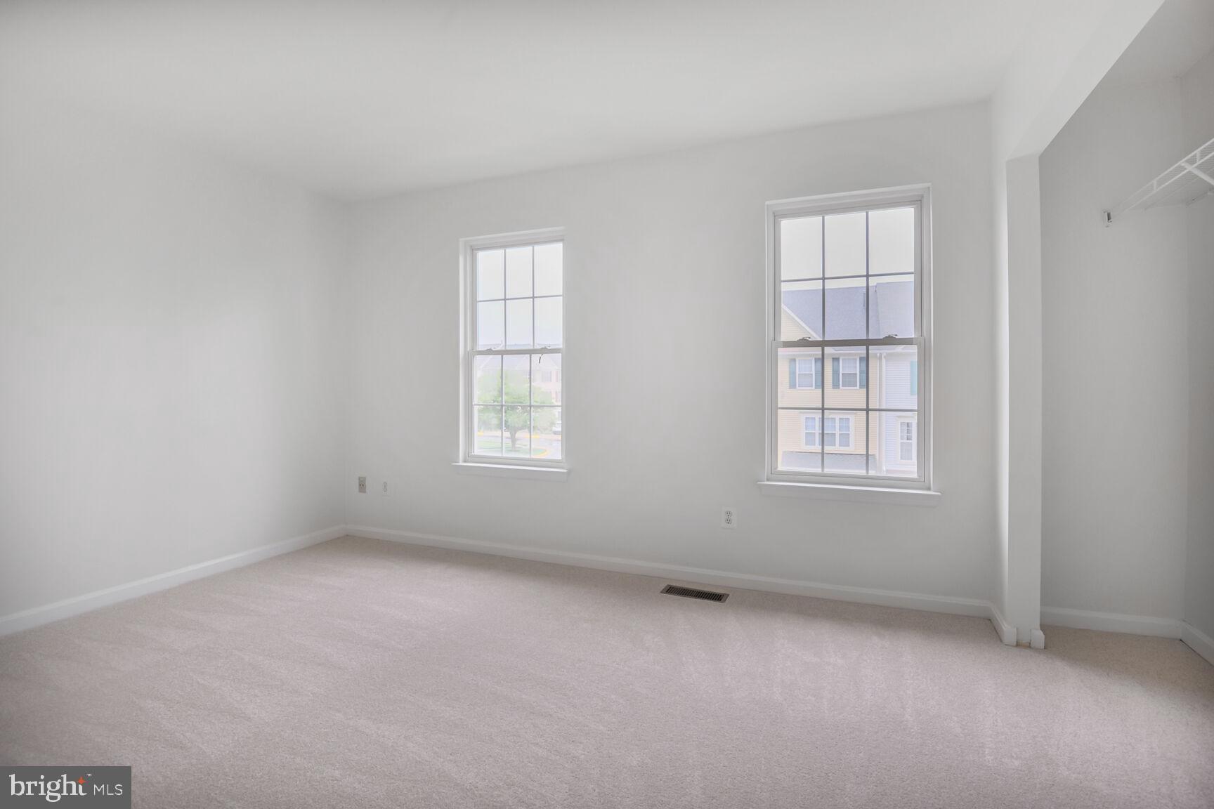 TRAILSIDE - Residential