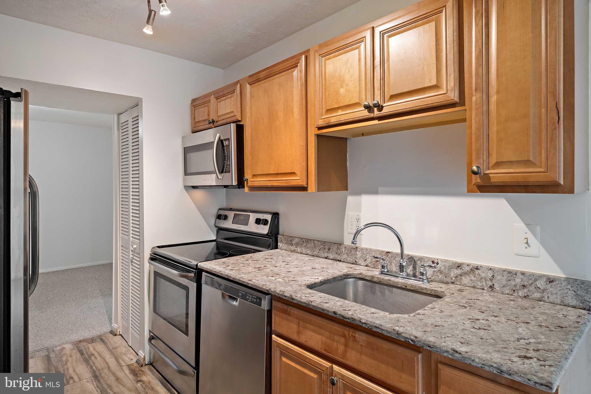 GREENBRIAR CONDO PHASE III - Residential