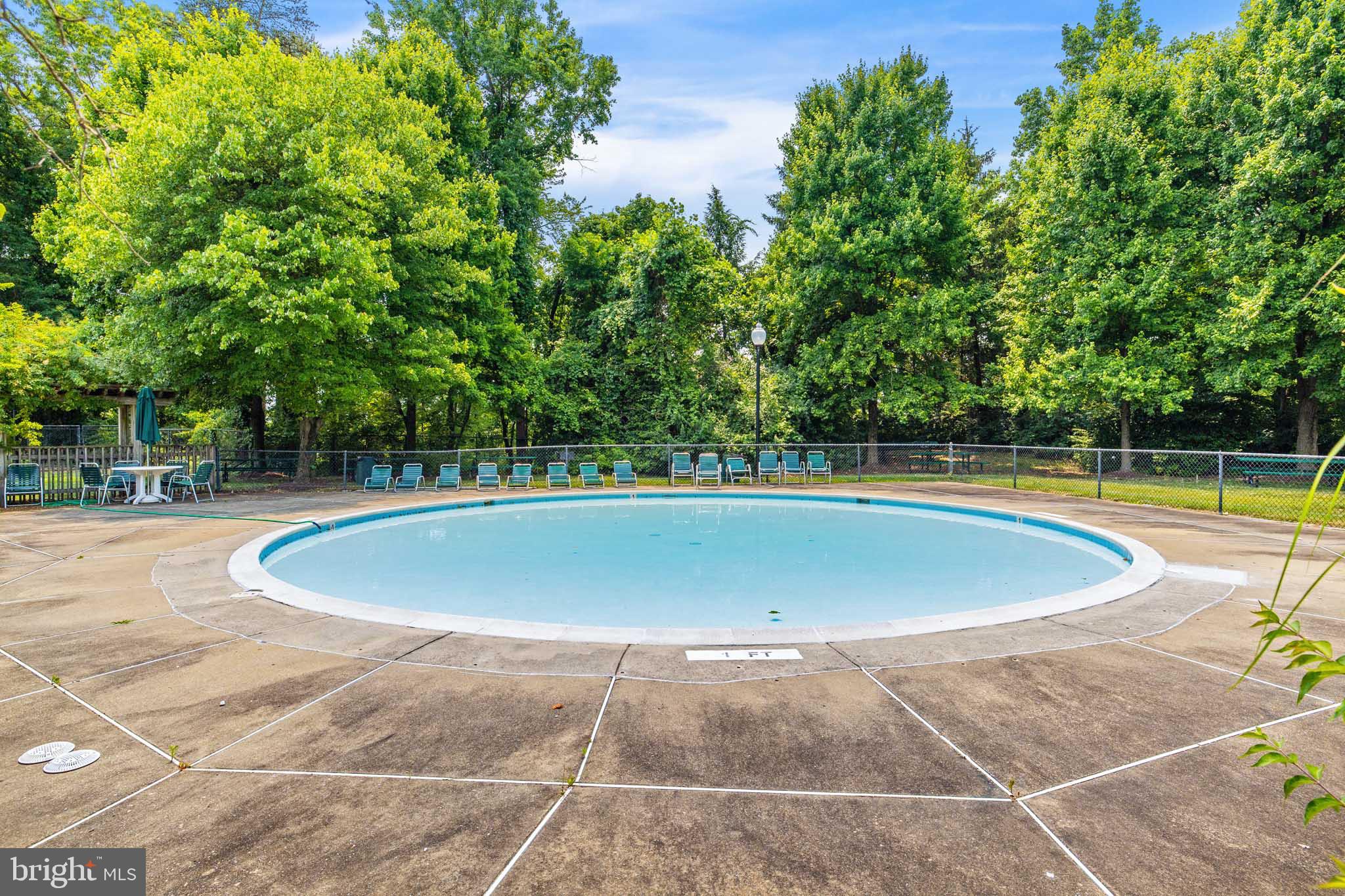 GREENBRIAR CONDO PHASE III - Residential