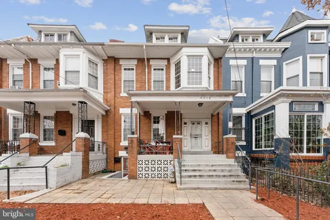 MLS: DCDC2172842
