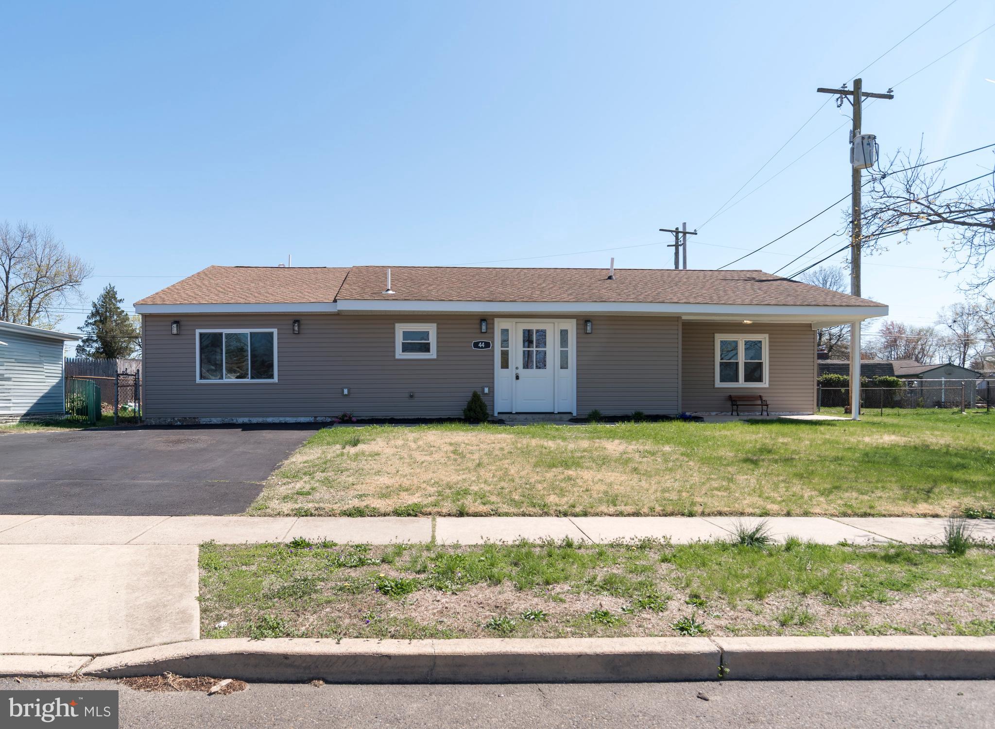 ELDERBERRY POND - Residential
