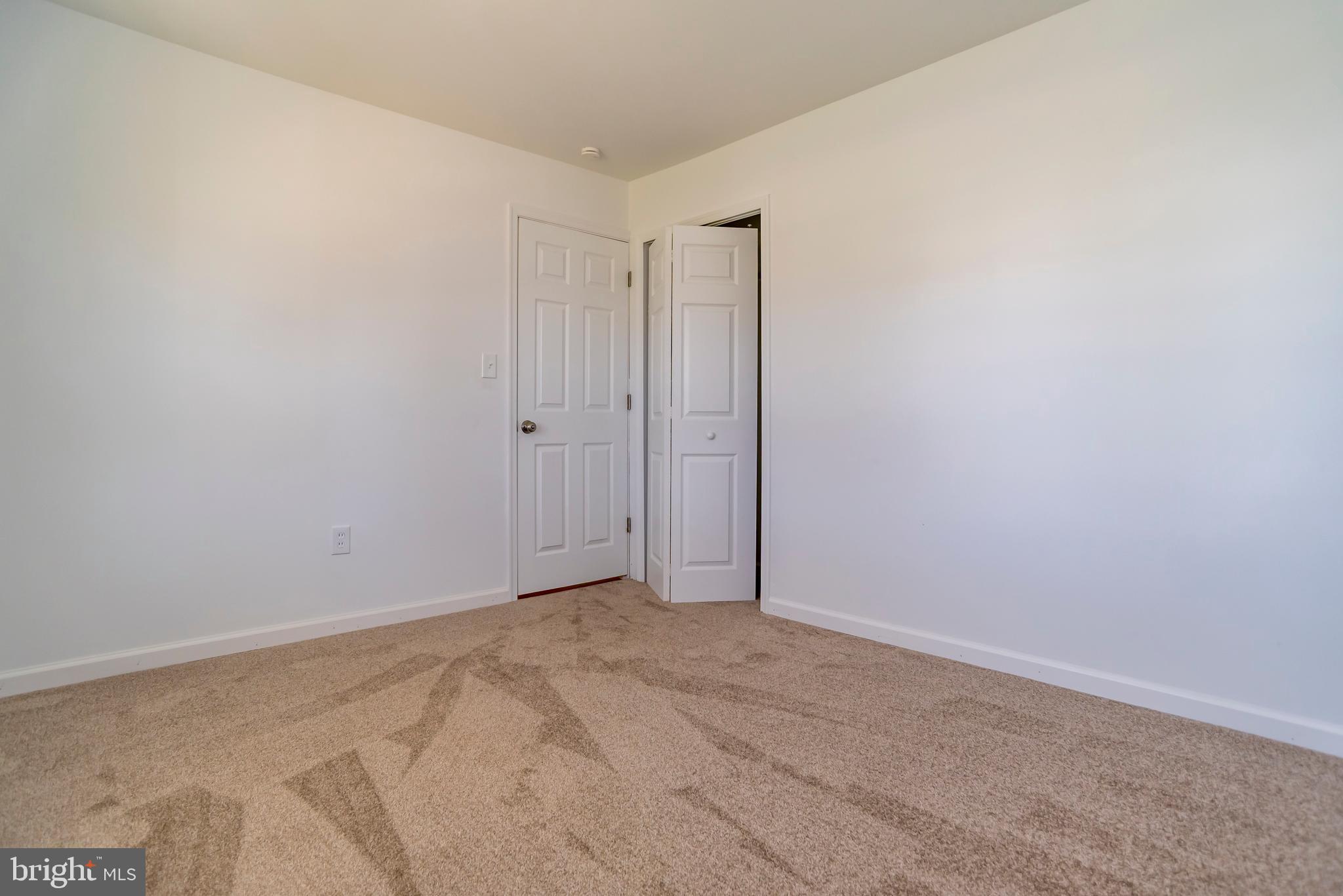 ELDERBERRY POND - Residential