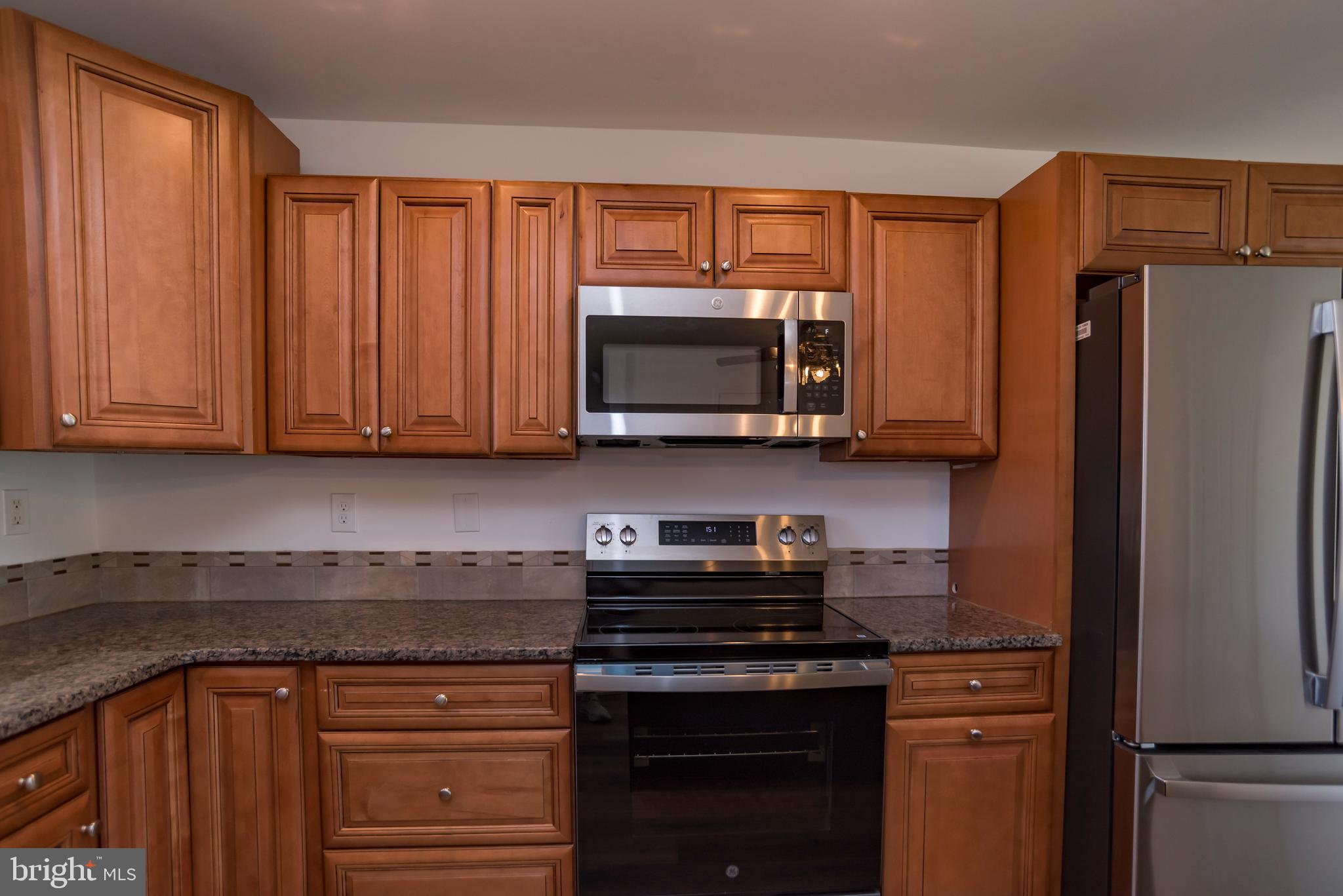 ELDERBERRY POND - Residential