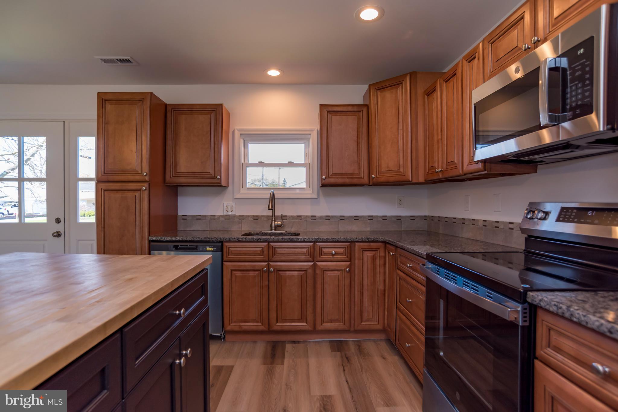 ELDERBERRY POND - Residential