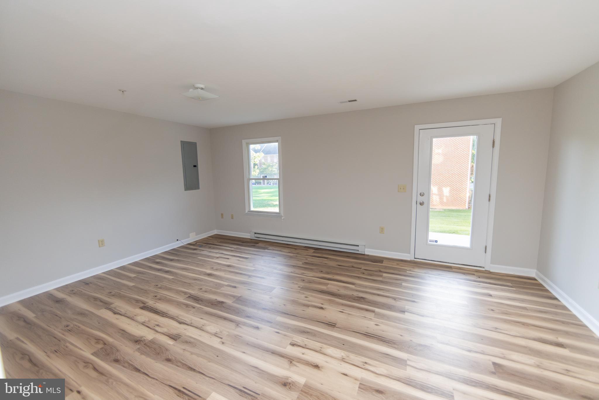 PANGBORN PARK - Residential