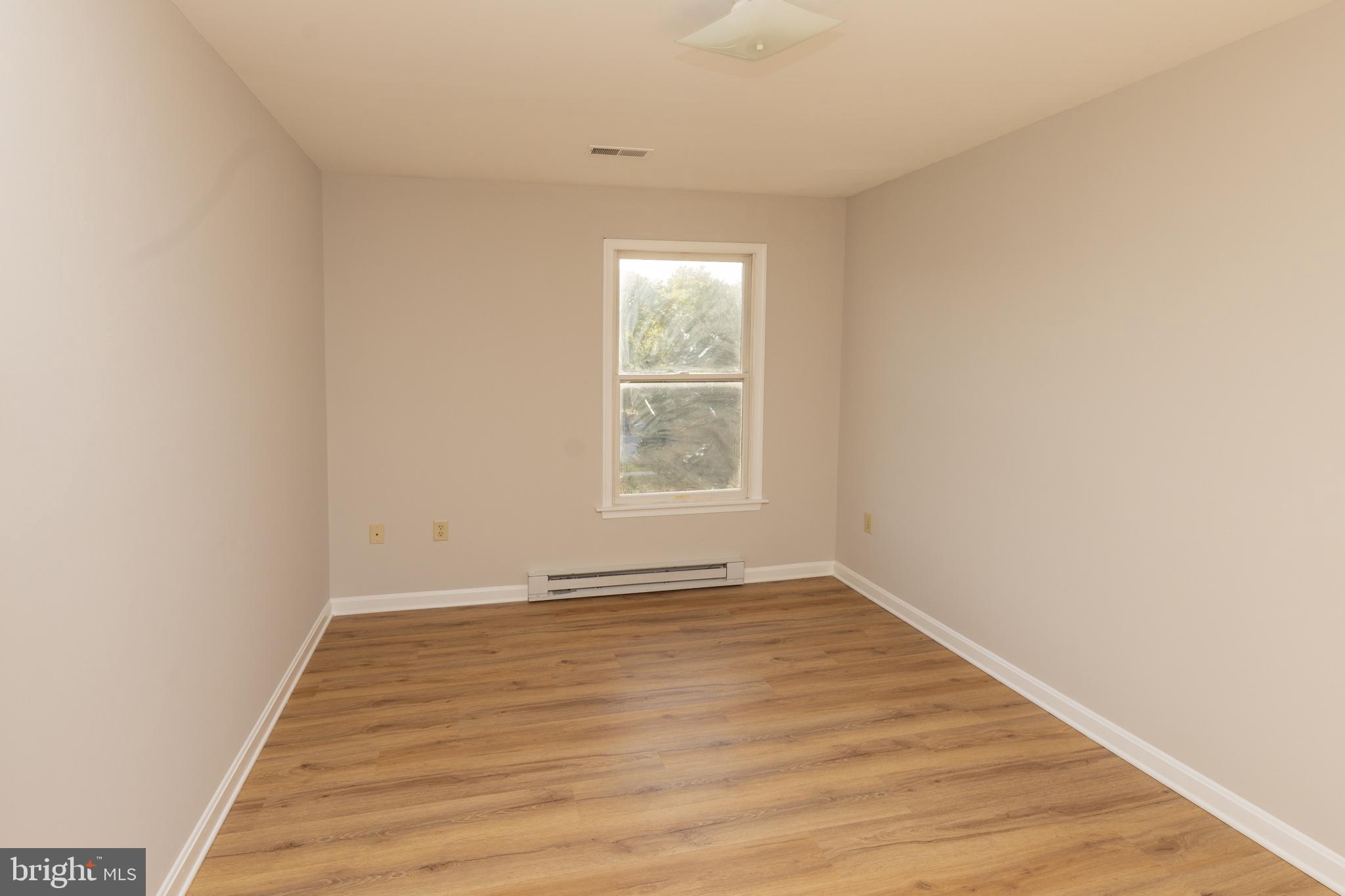 PANGBORN PARK - Residential