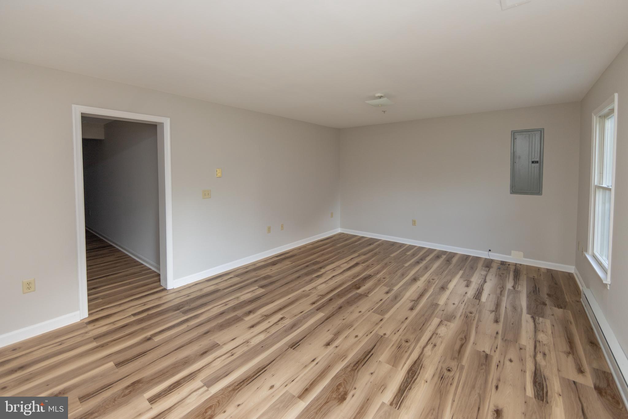 PANGBORN PARK - Residential