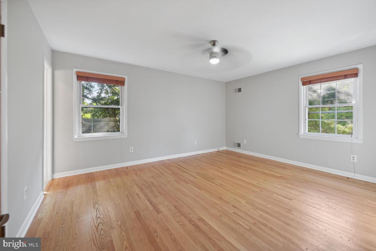 WILLERBURN ACRES - Residential Lease