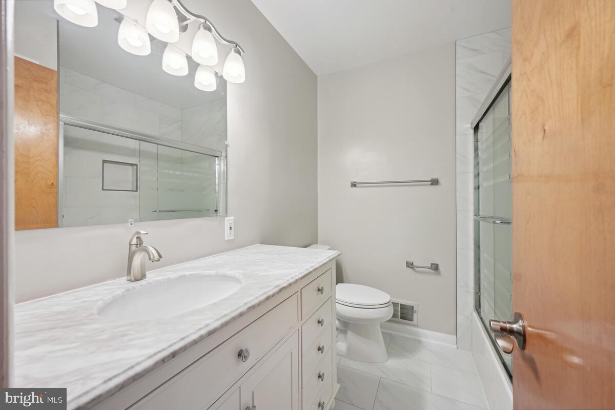 WILLERBURN ACRES - Residential Lease