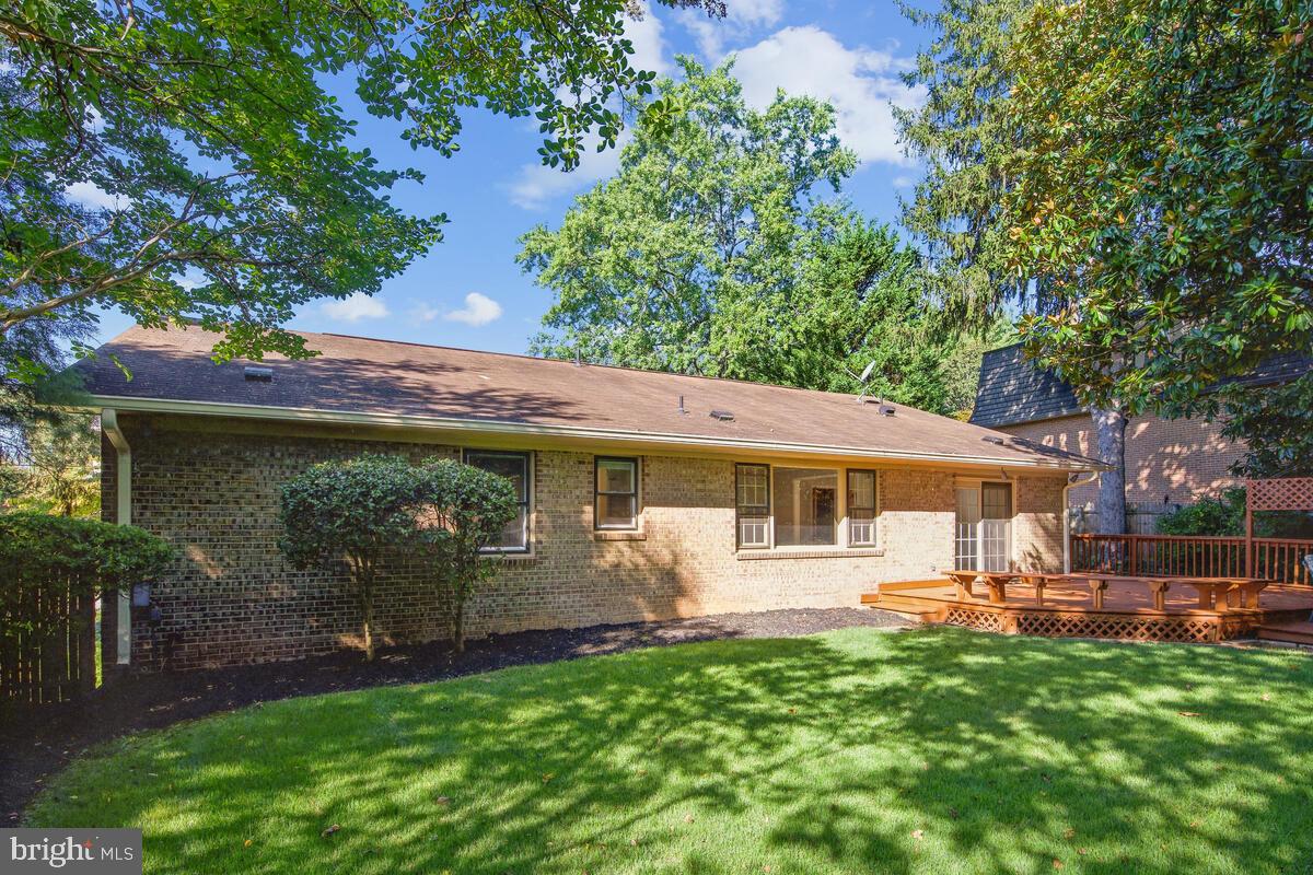 WILLERBURN ACRES - Residential Lease