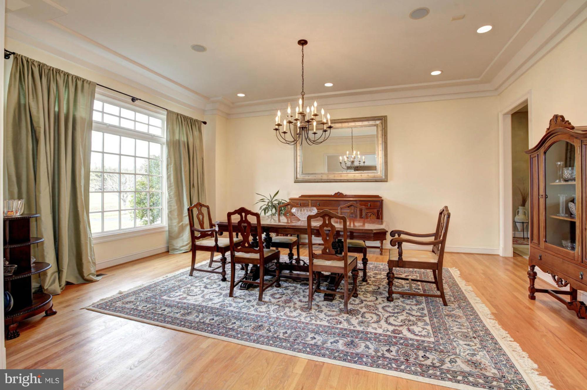 POTOMAC MANOR - Residential