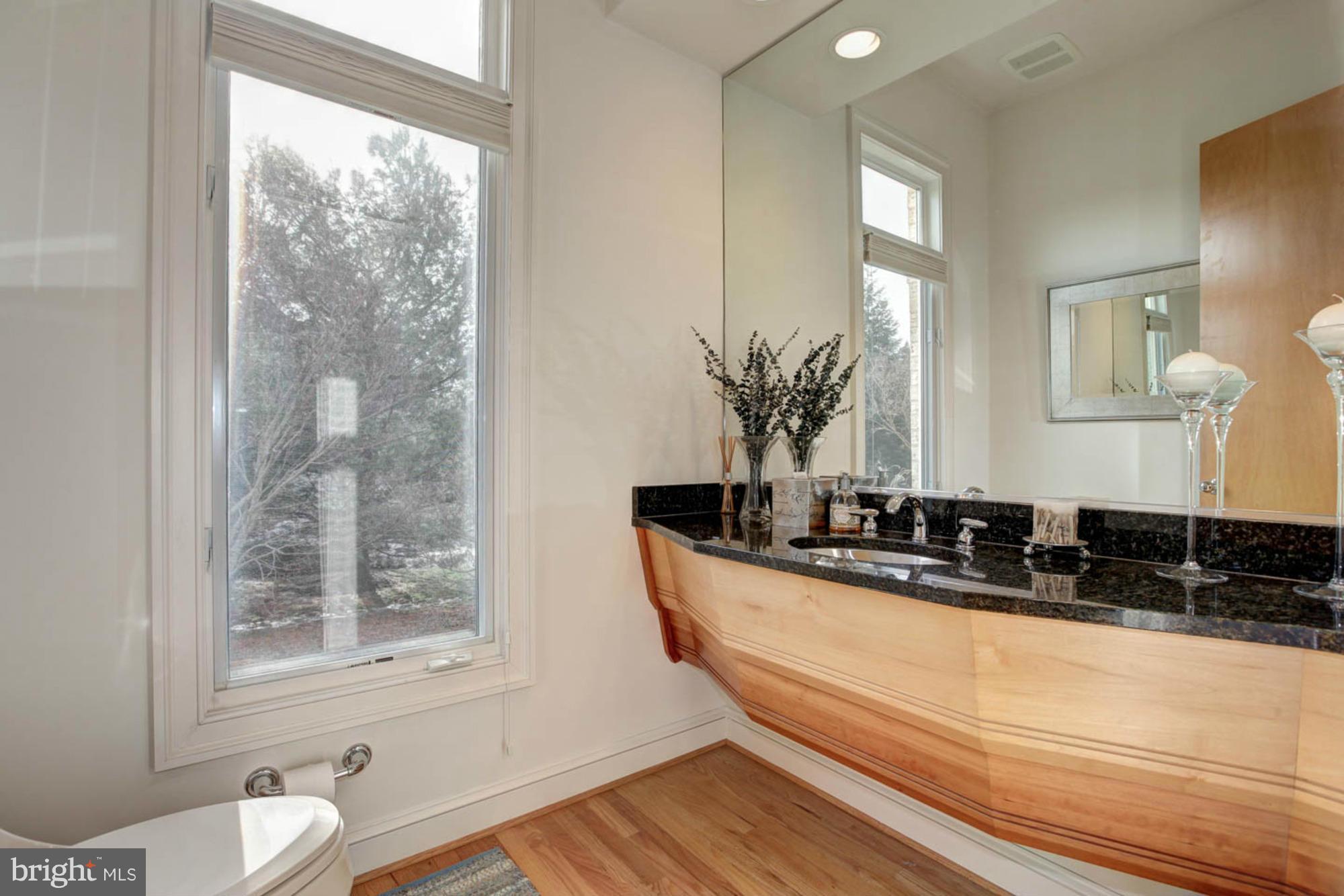 POTOMAC MANOR - Residential