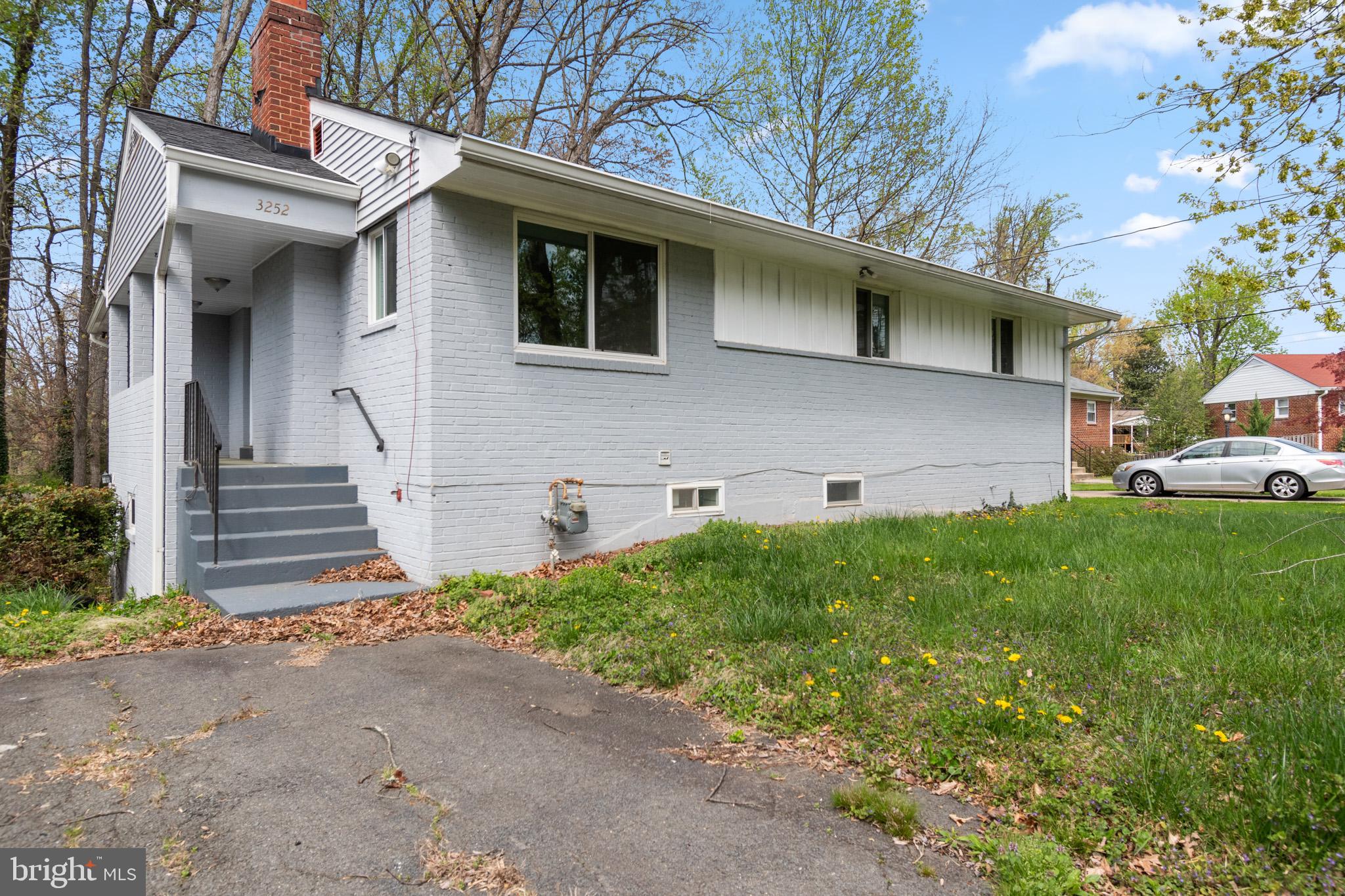 3252 BRANDY COURT