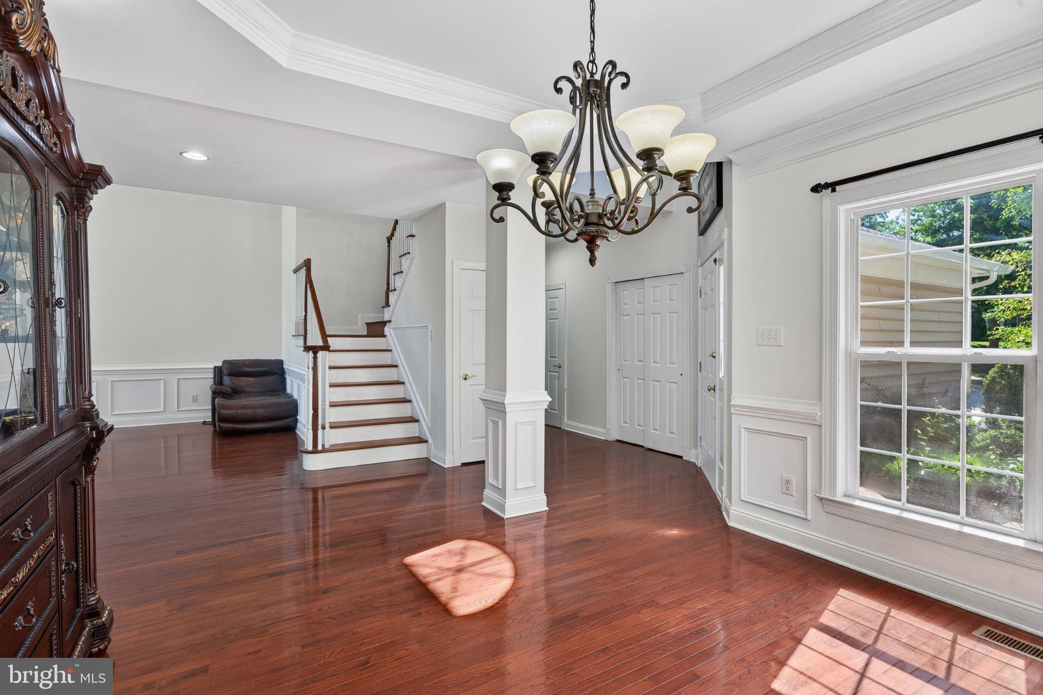 88 SAGEWOOD DRIVE
