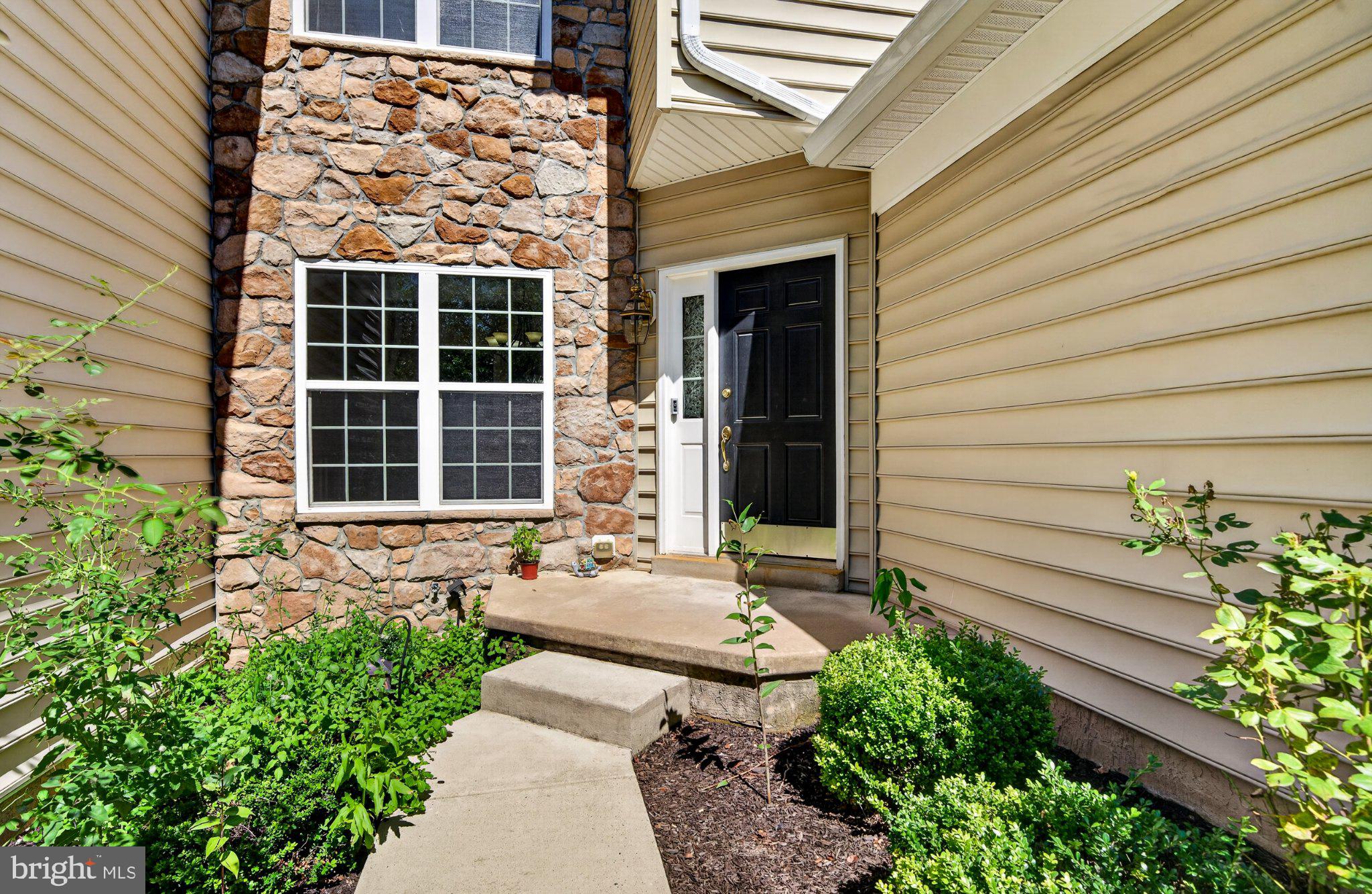 88 SAGEWOOD DRIVE
