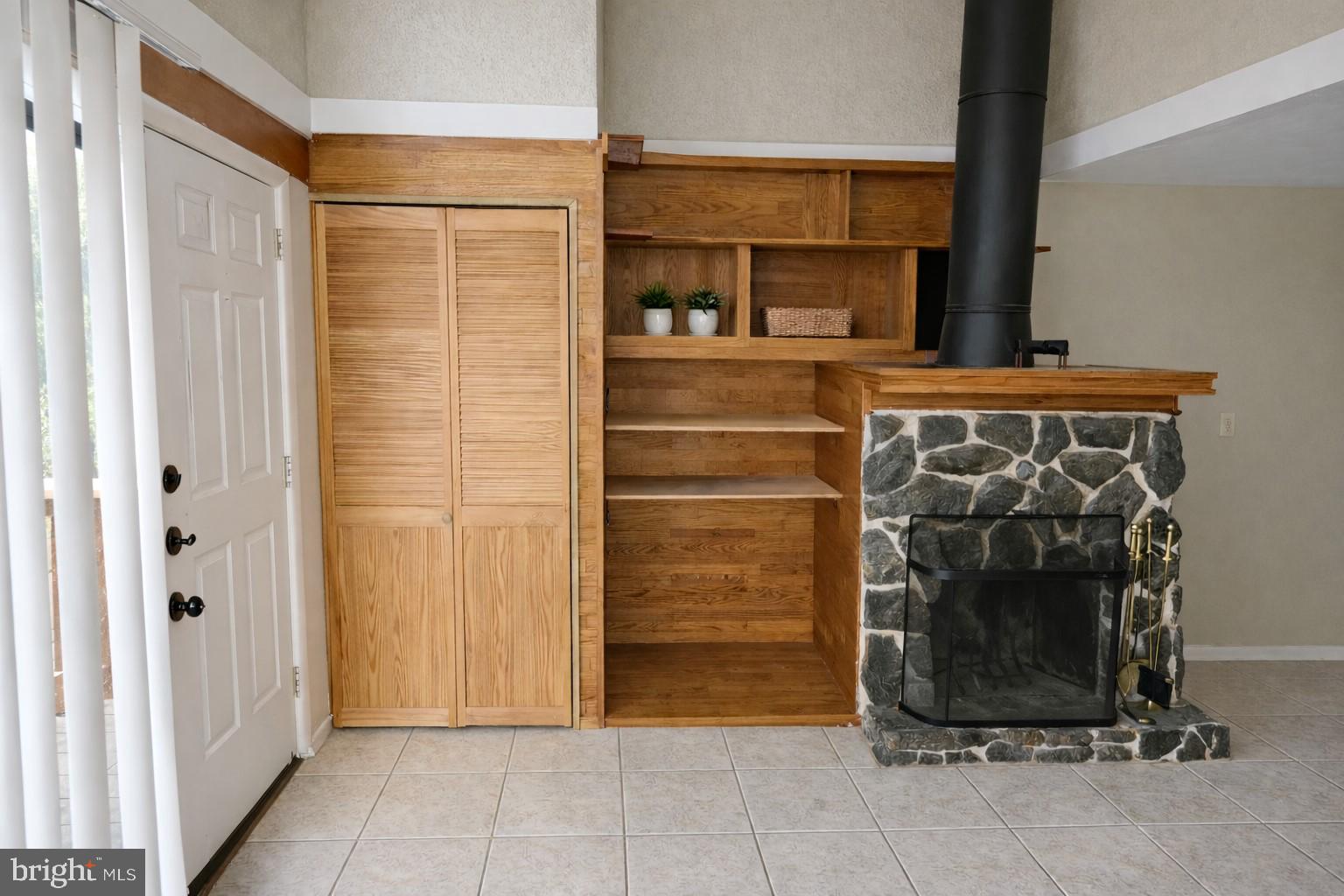 NEWBERRY - Residential Lease