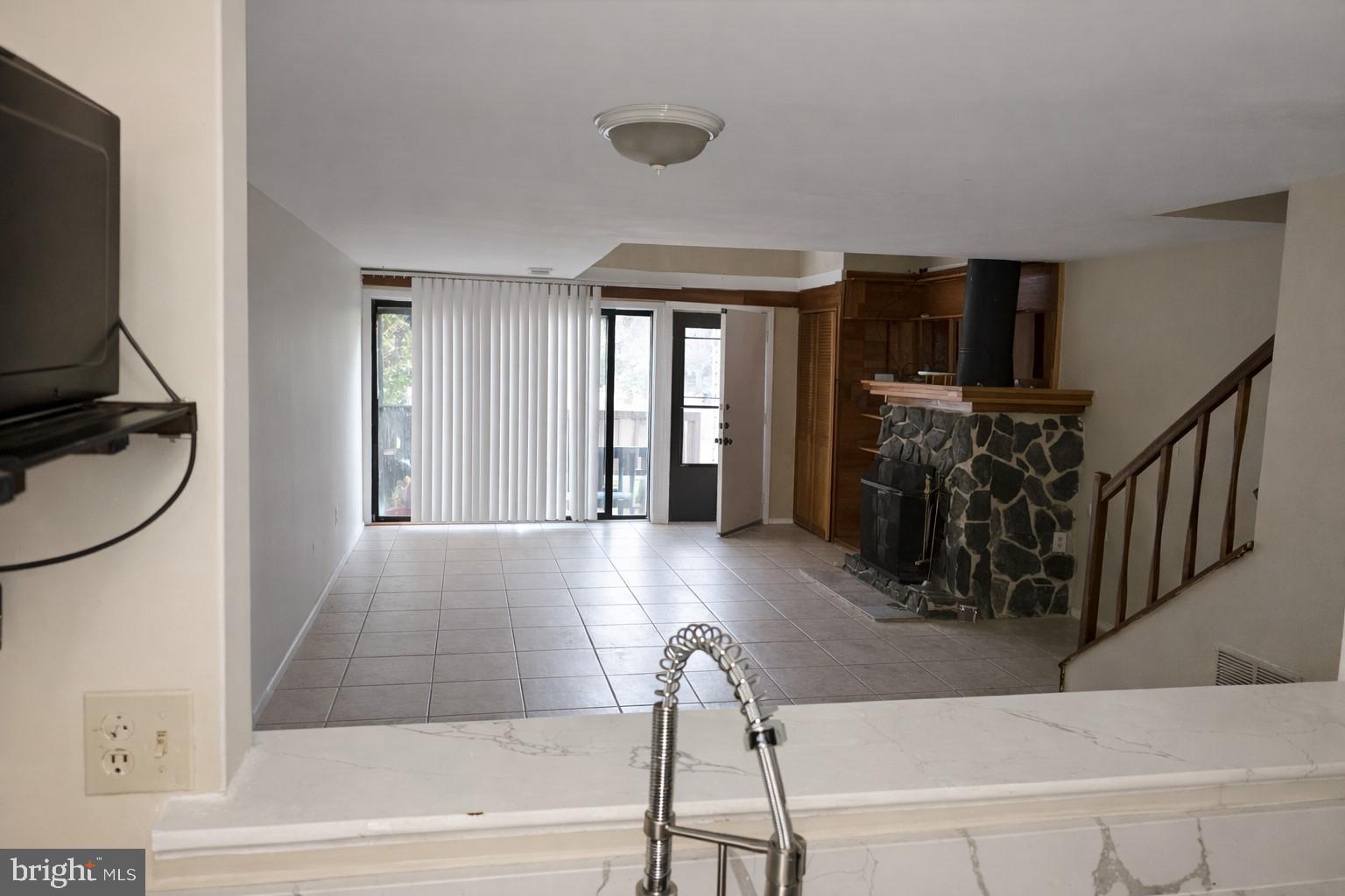 NEWBERRY - Residential Lease