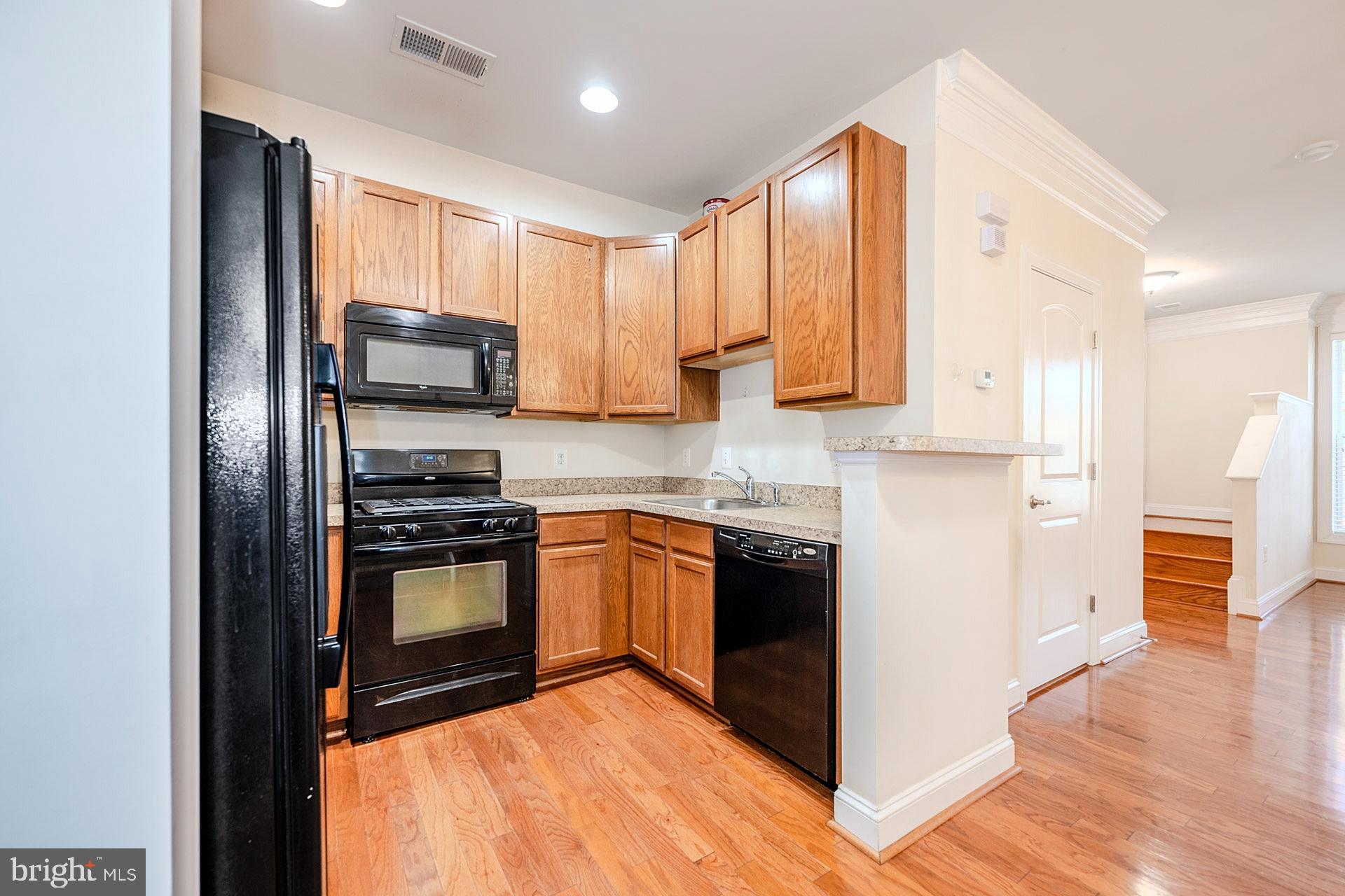 POTOMAC CLUB - Residential