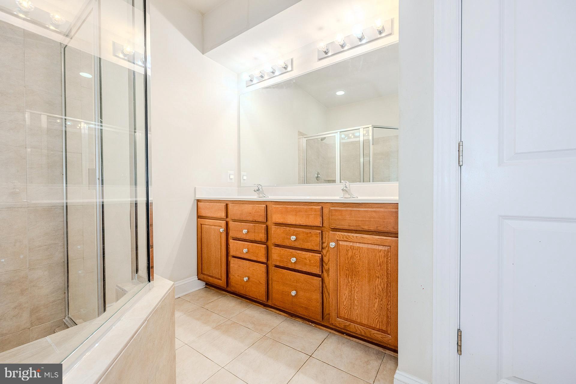 POTOMAC CLUB - Residential