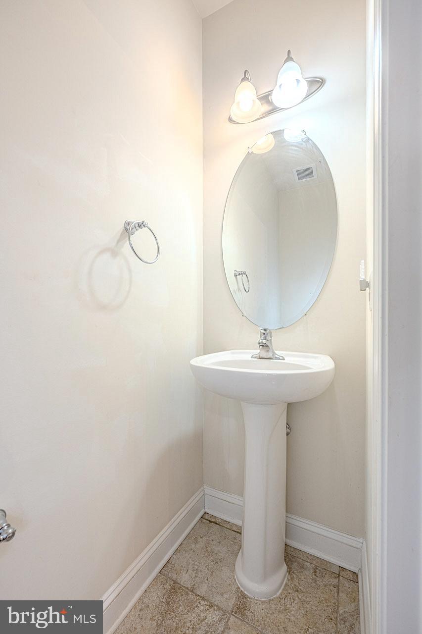 POTOMAC CLUB - Residential