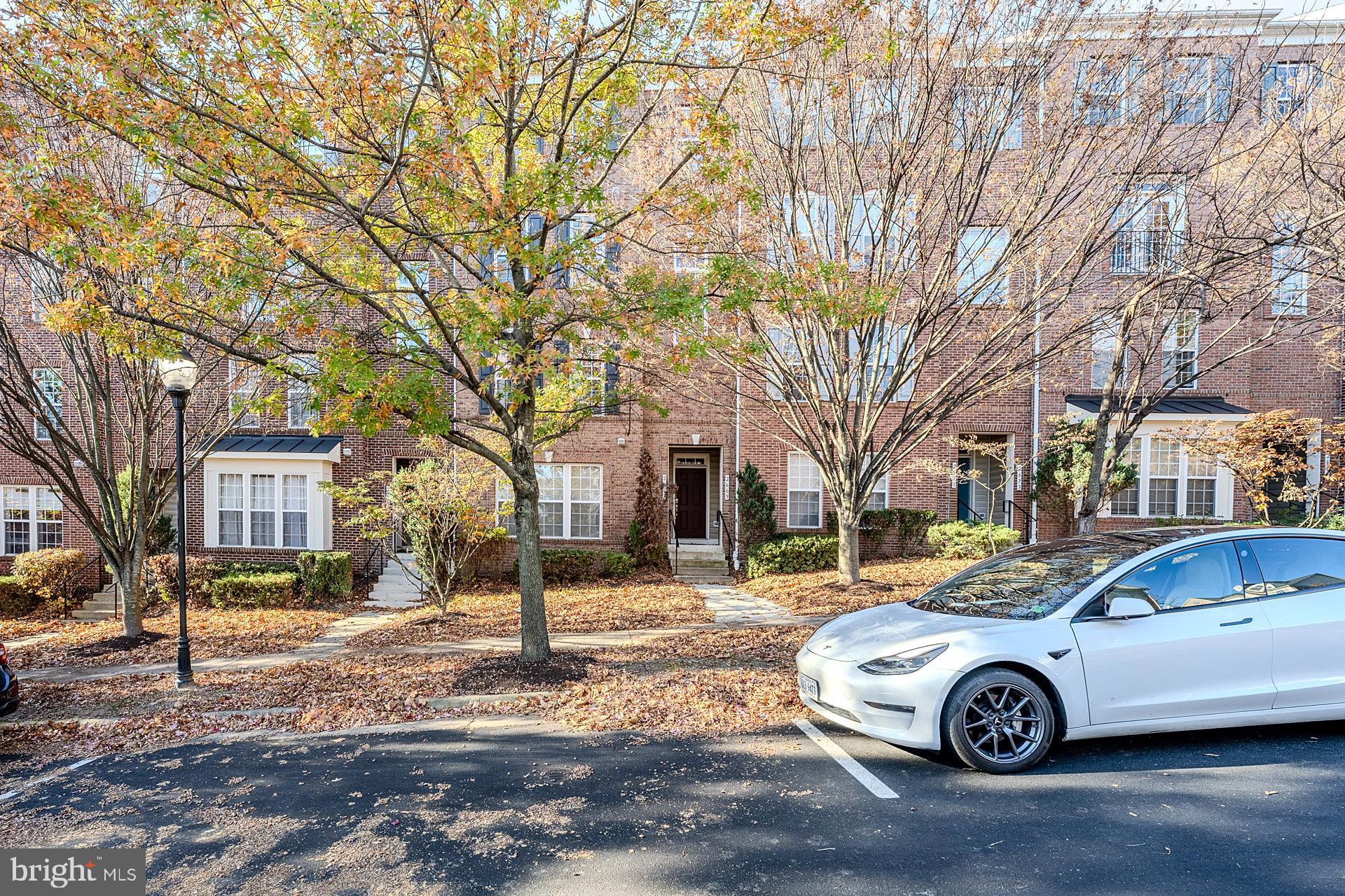 POTOMAC CLUB - Residential