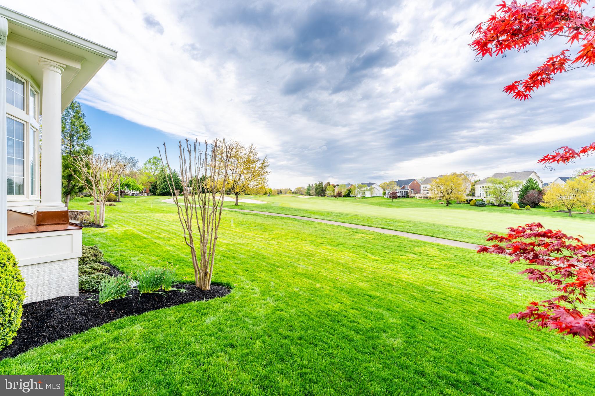 RIVER CREEK - Residential