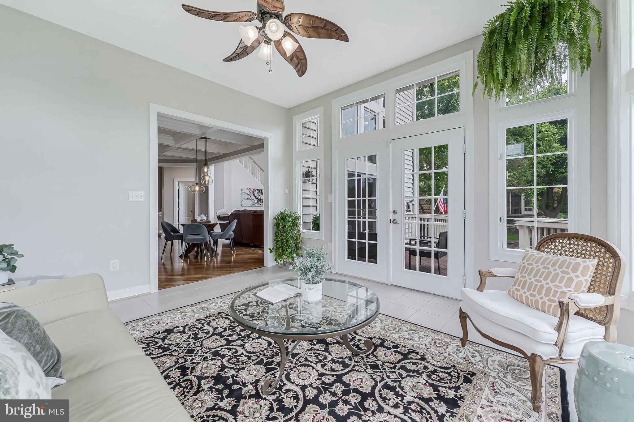 RIVER CREEK - Residential