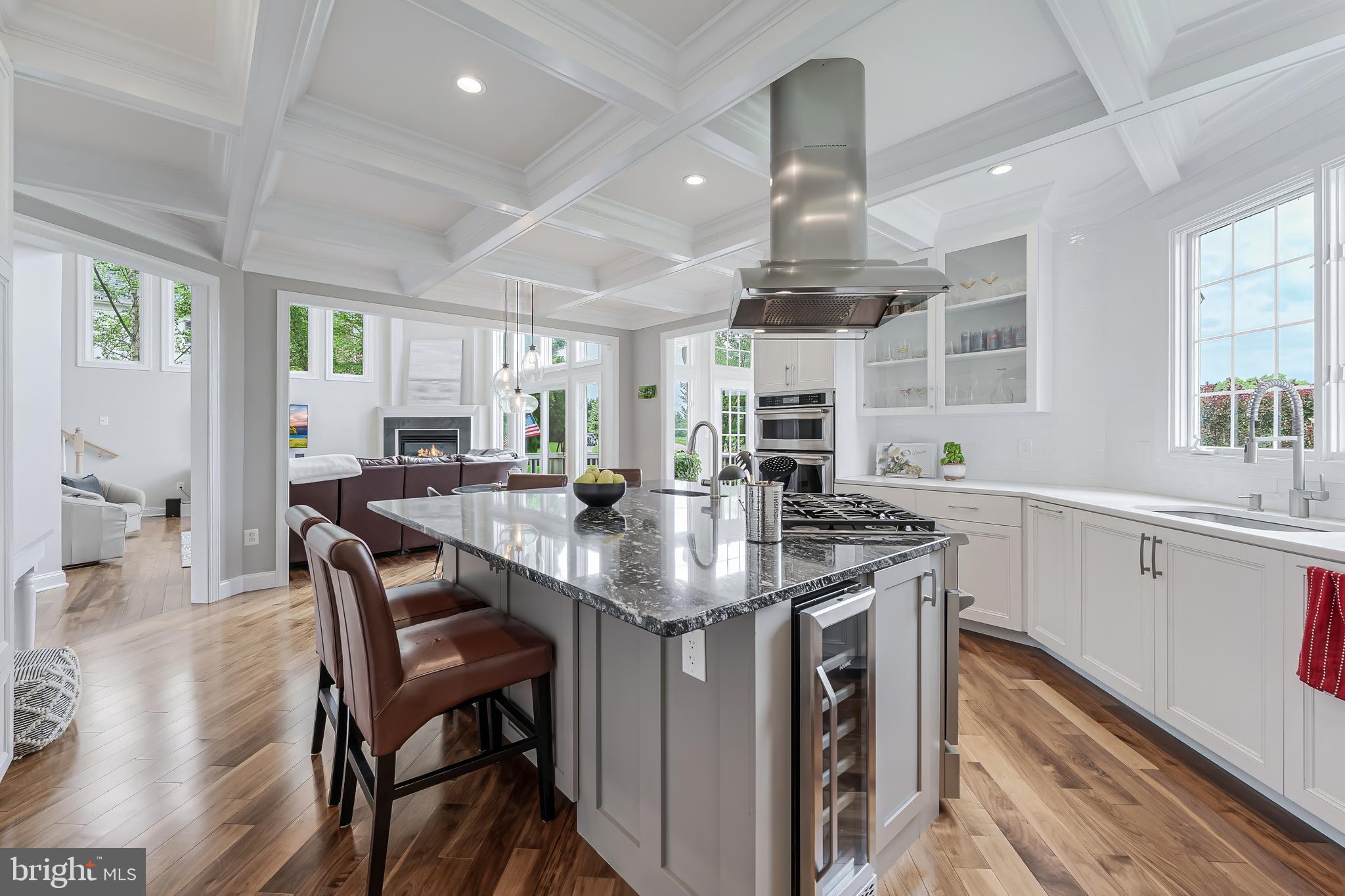 RIVER CREEK - Residential