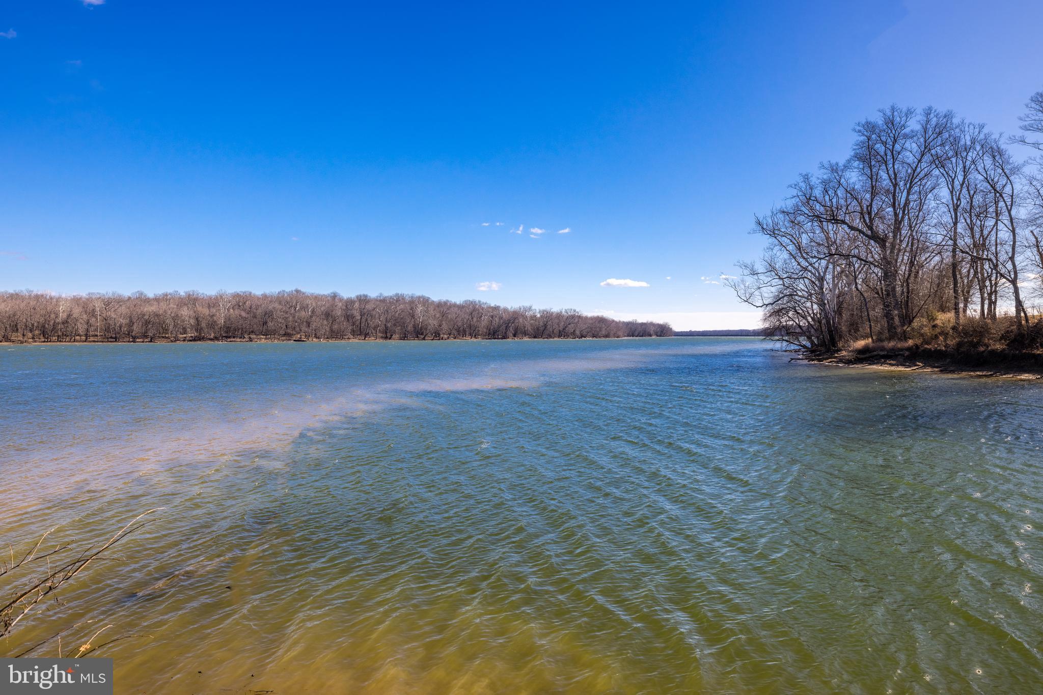 RIVER CREEK - Residential