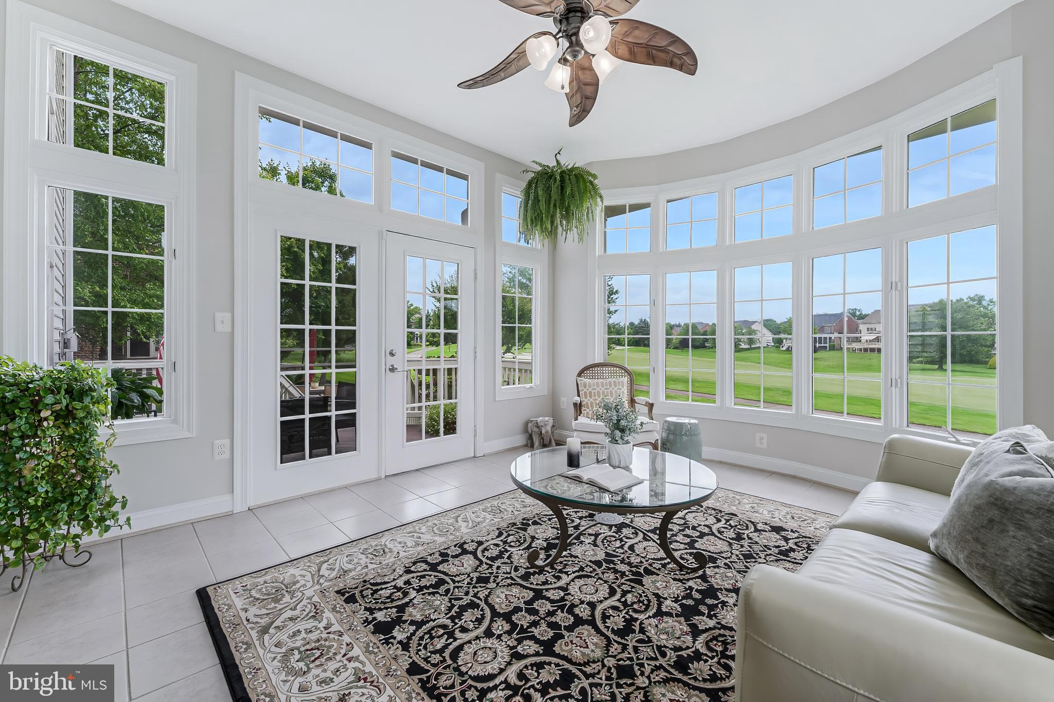 RIVER CREEK - Residential